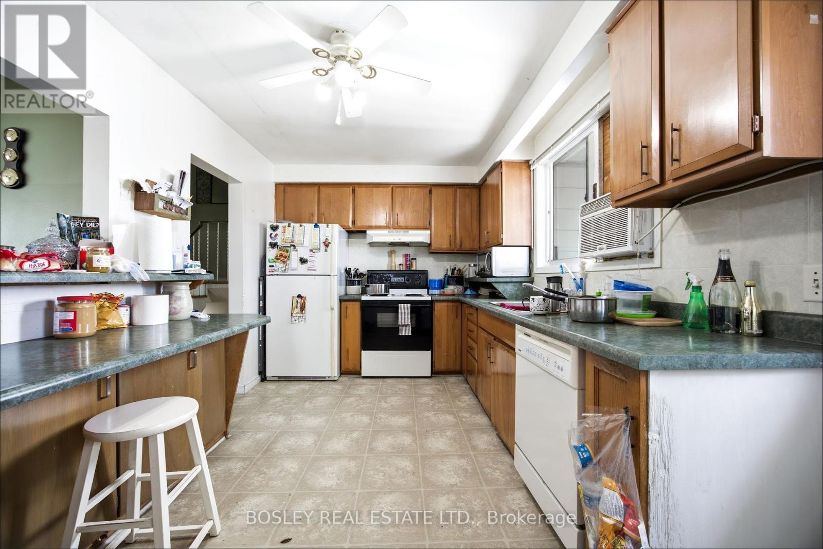 16 STEEL STREET - 11