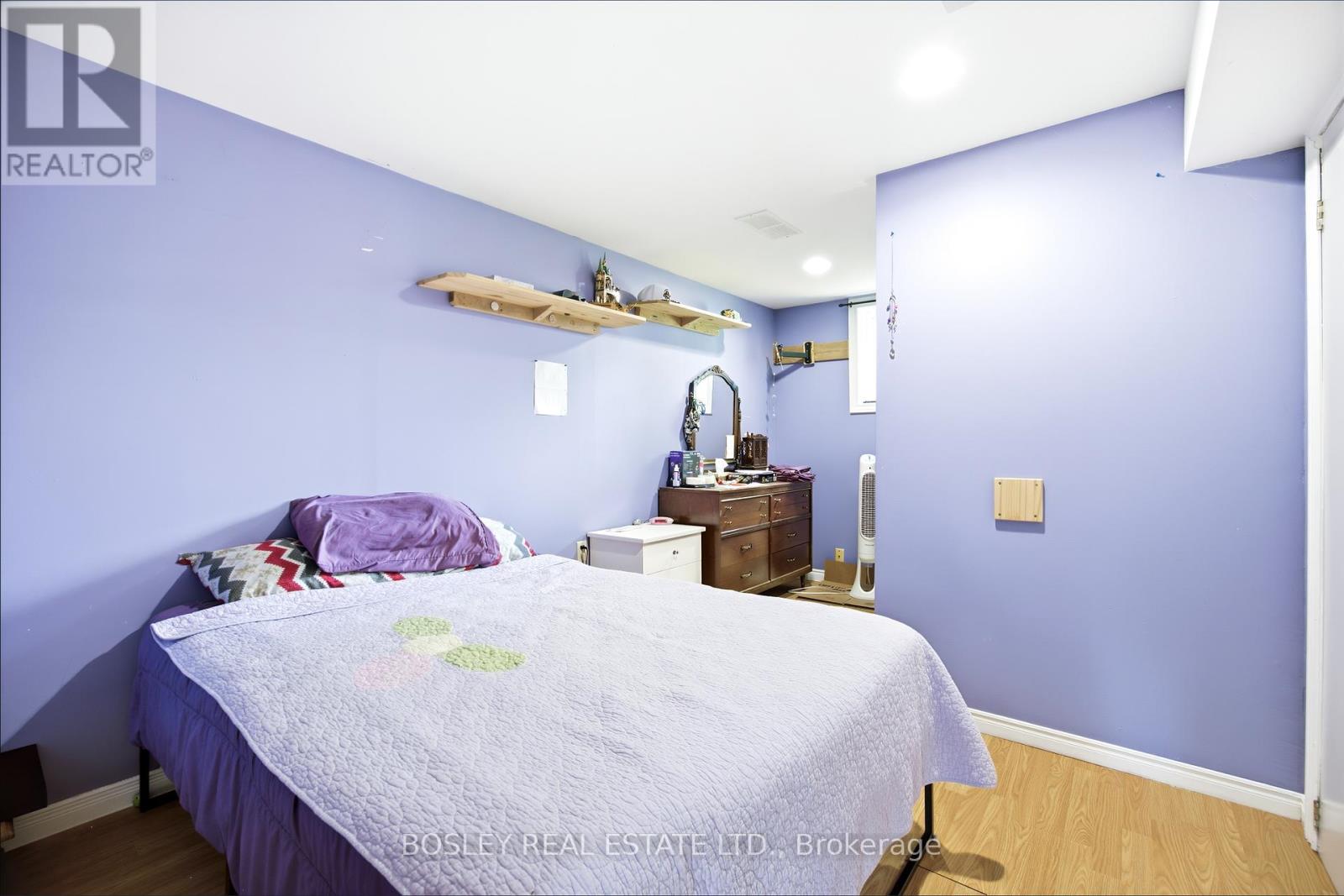 16 STEEL STREET - 18