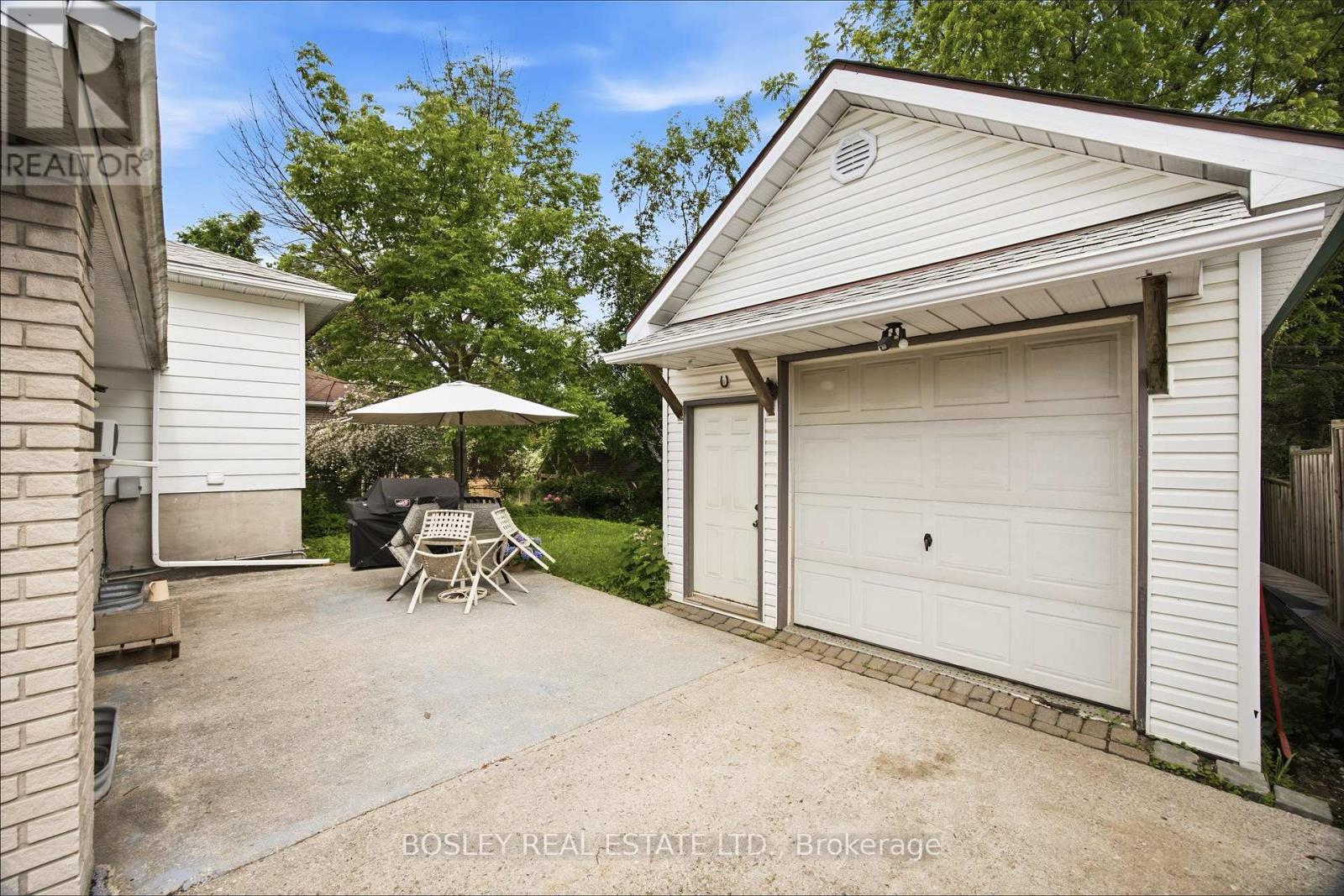 16 STEEL STREET - 49