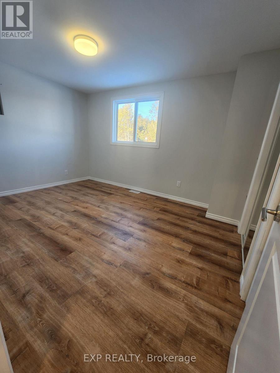 71 LAKESHORE ROAD E - 10