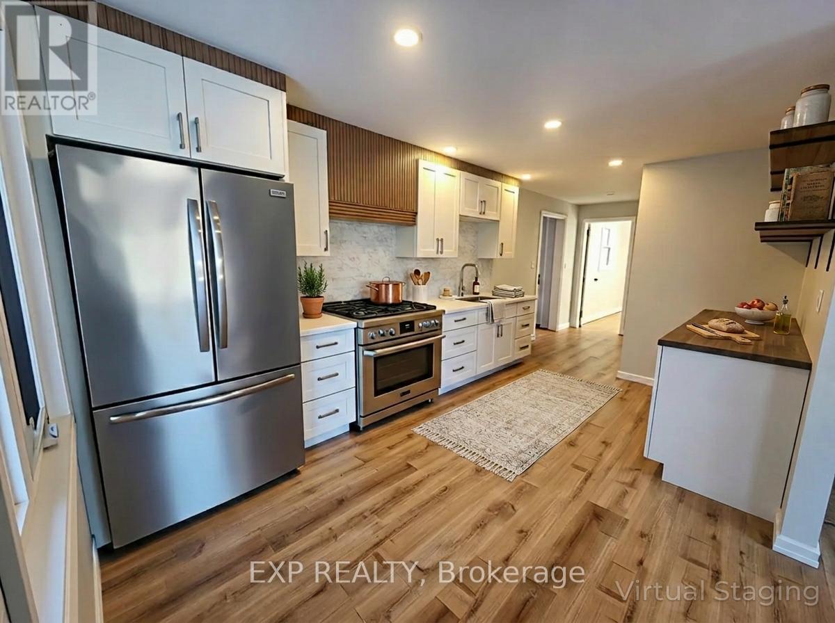71 LAKESHORE ROAD E - 7