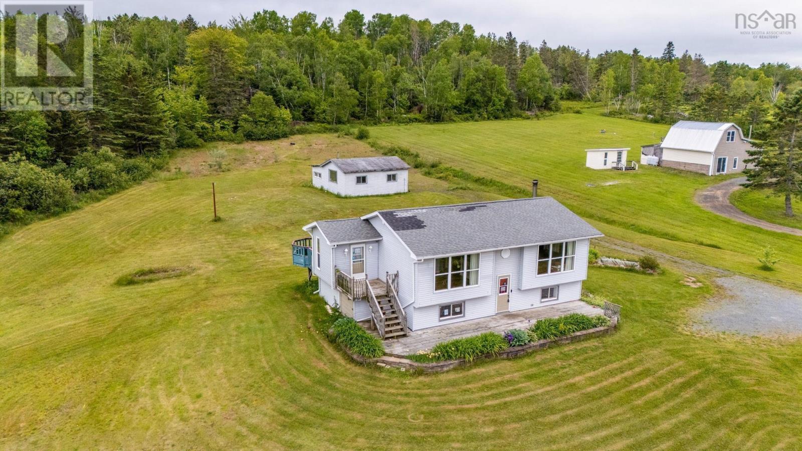 Property 35 of 38 of 1478 Highway 215