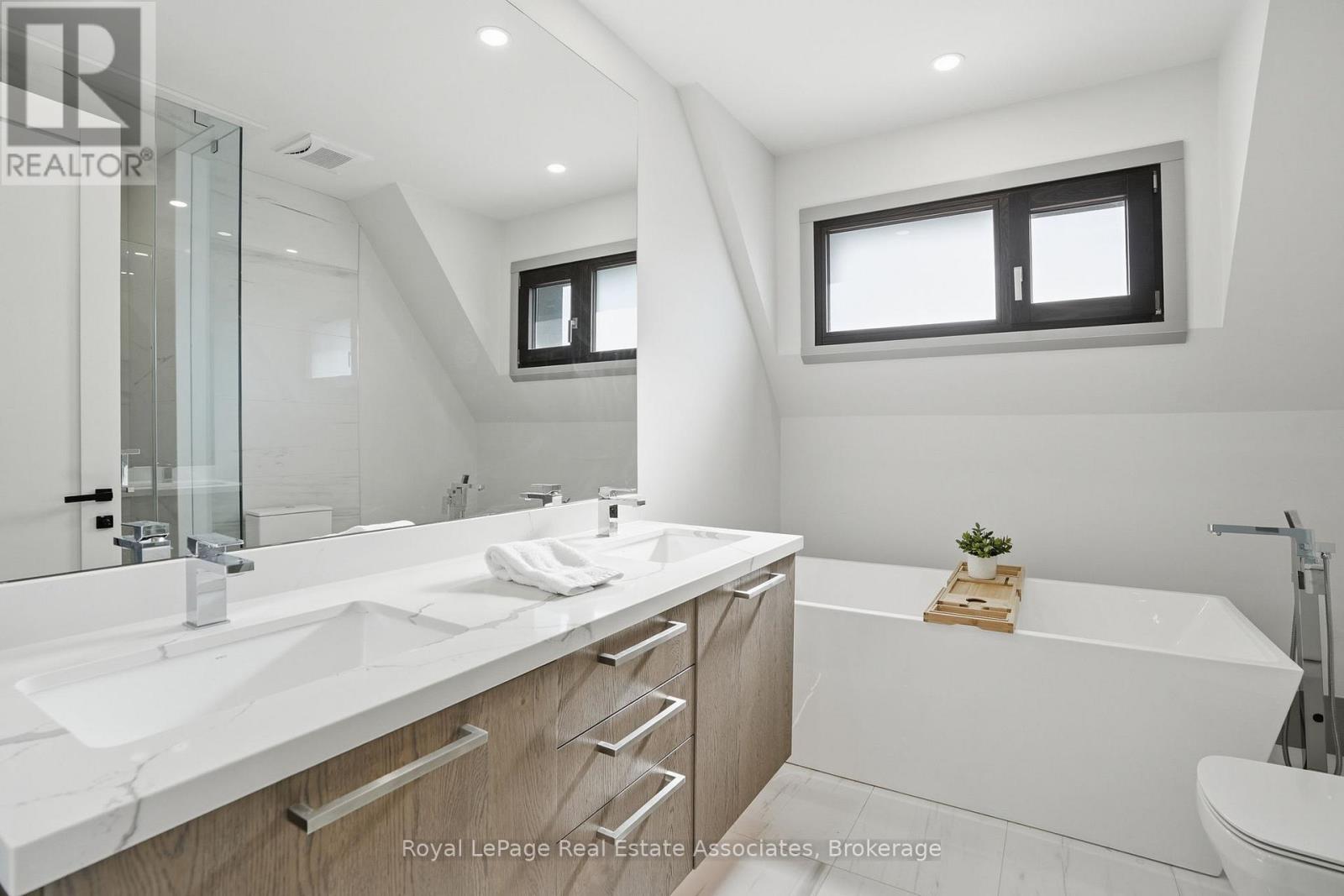 357B MELROSE STREET - 28