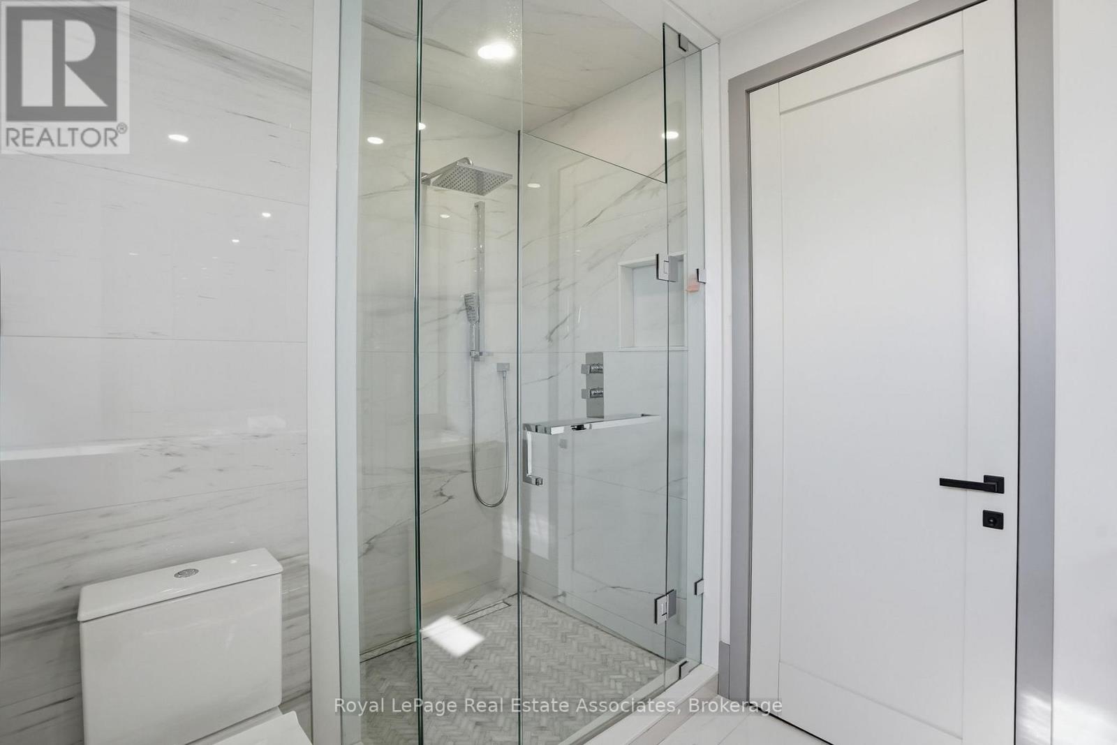 357B MELROSE STREET - 29