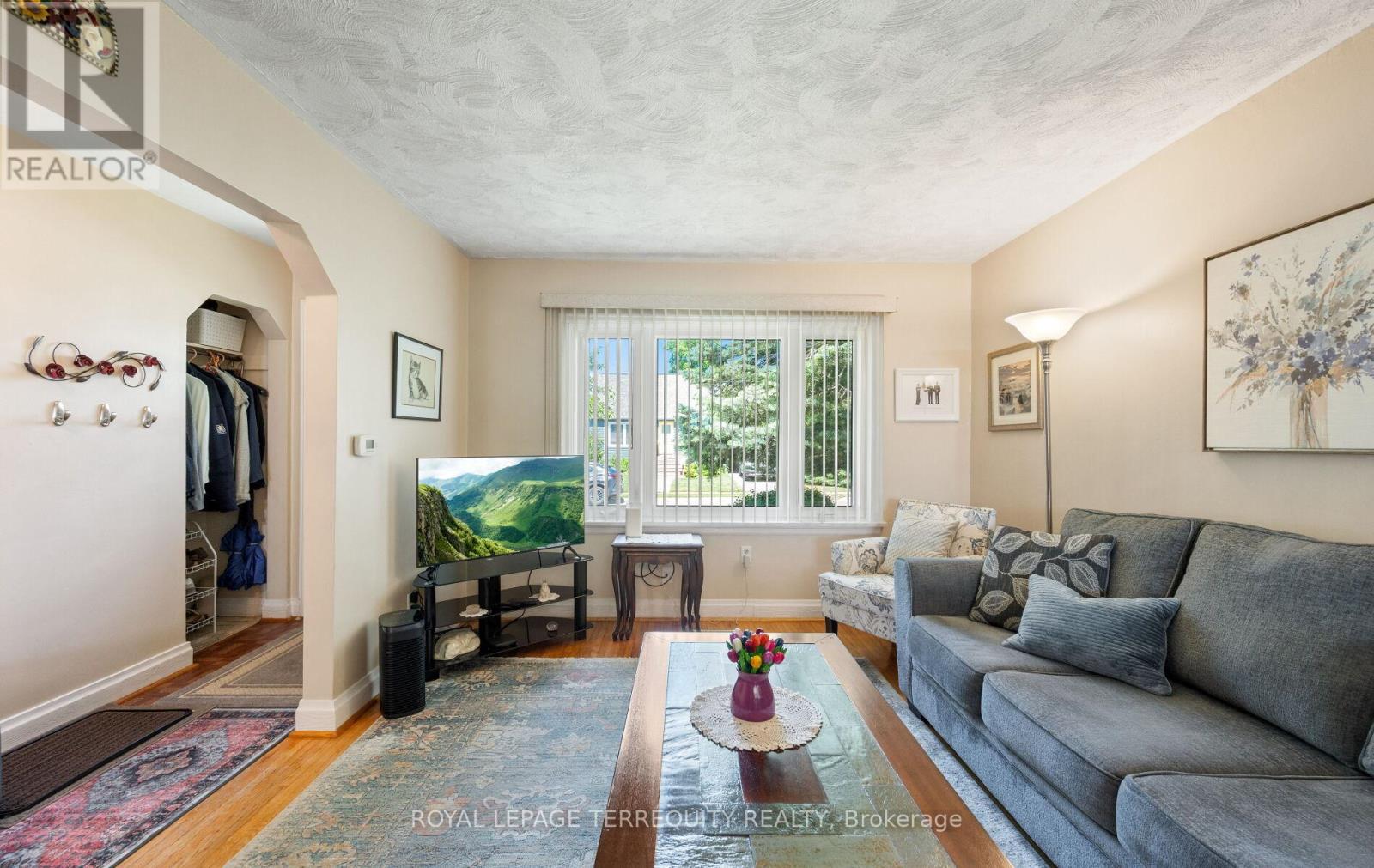 33 ROGERS ROAD - 13
