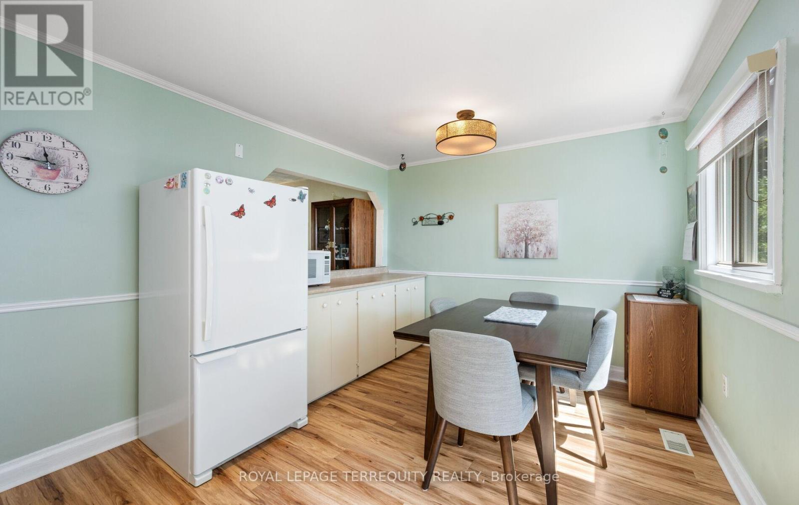 33 ROGERS ROAD - 18