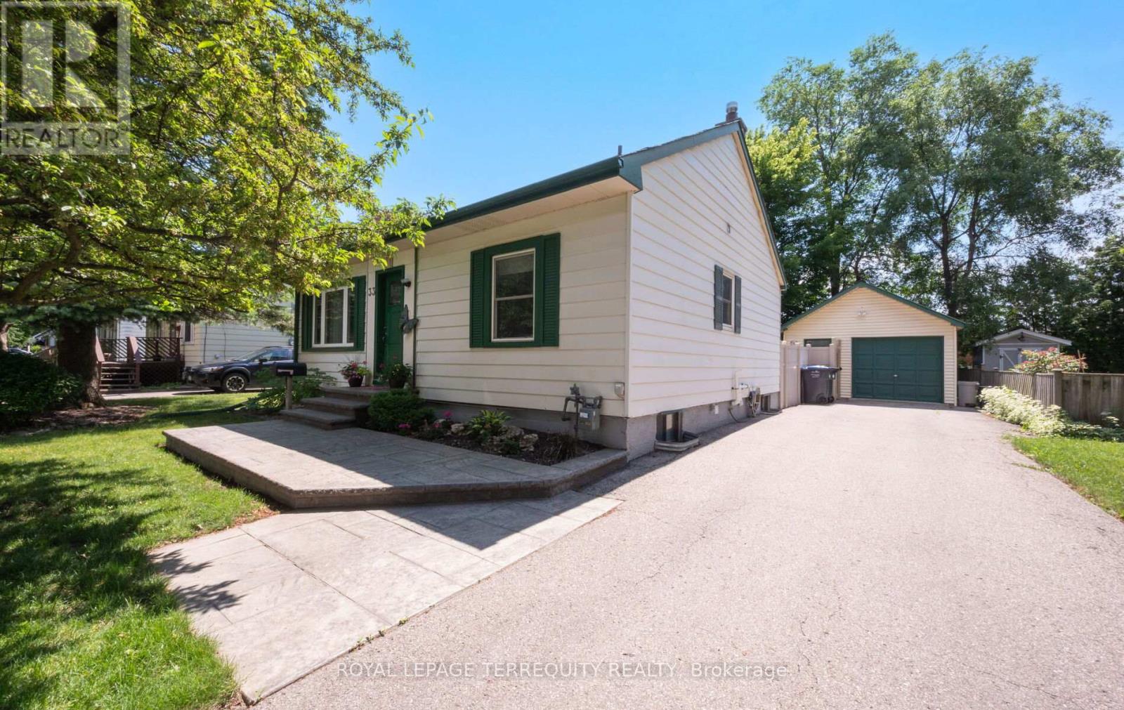 33 ROGERS ROAD - 3