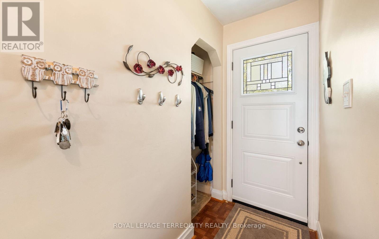 33 ROGERS ROAD - 9