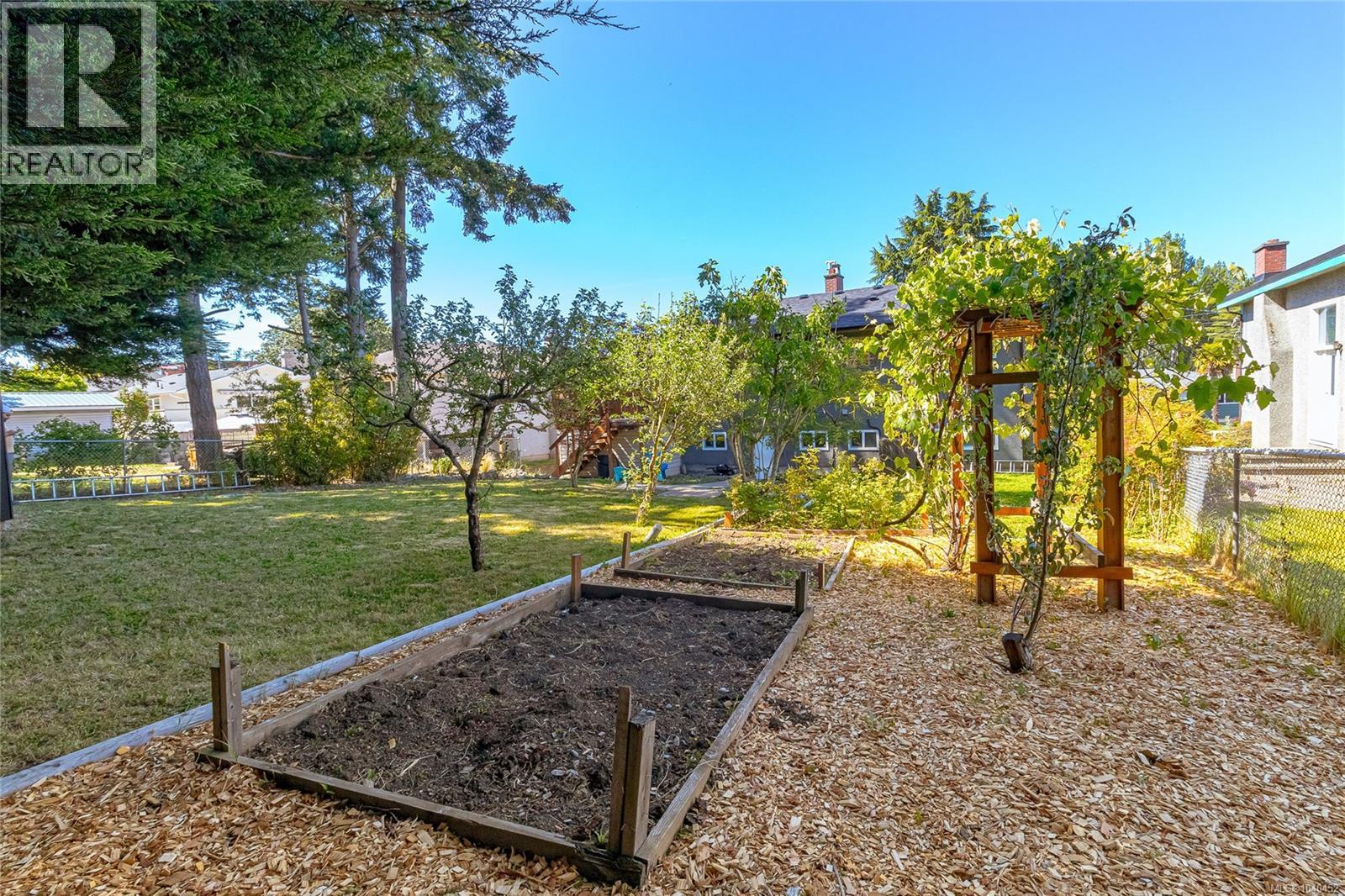  4067 Cedar Hill Cross Road, Saanich
