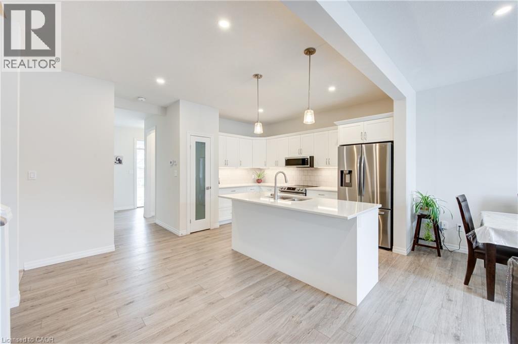 4 BRAUN Avenue - 11