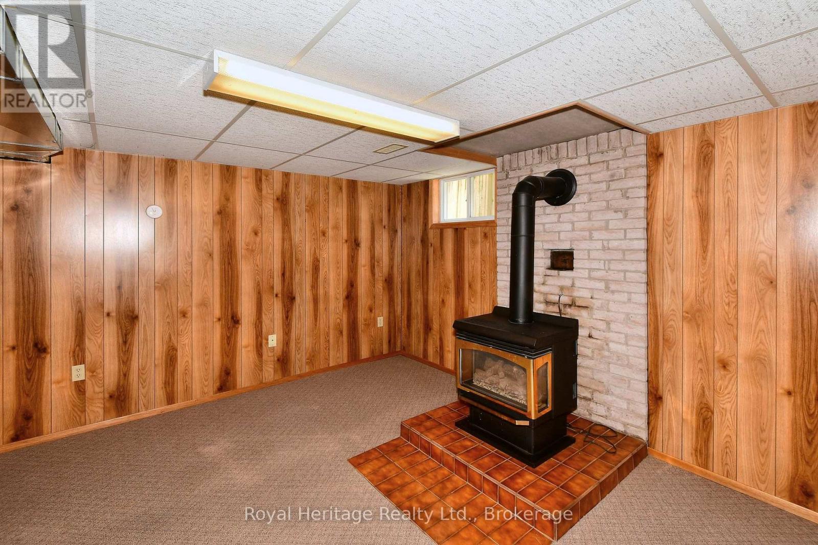 476 KING GEORGE STREET - 17