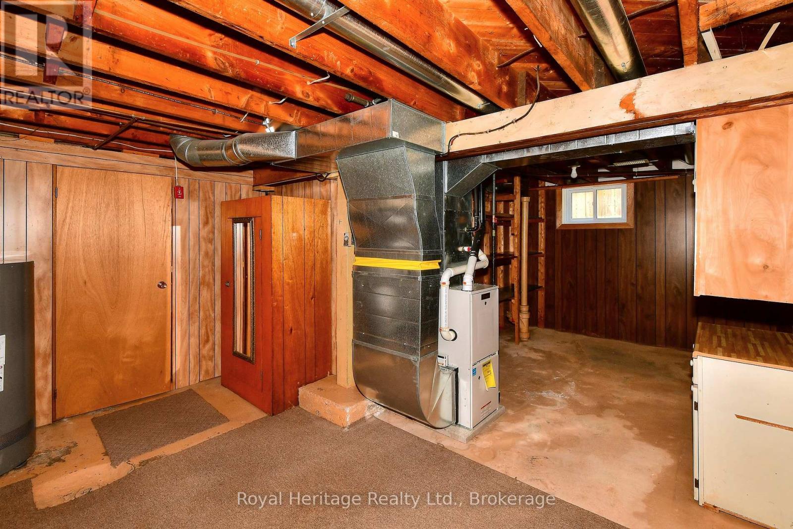 476 KING GEORGE STREET - 21