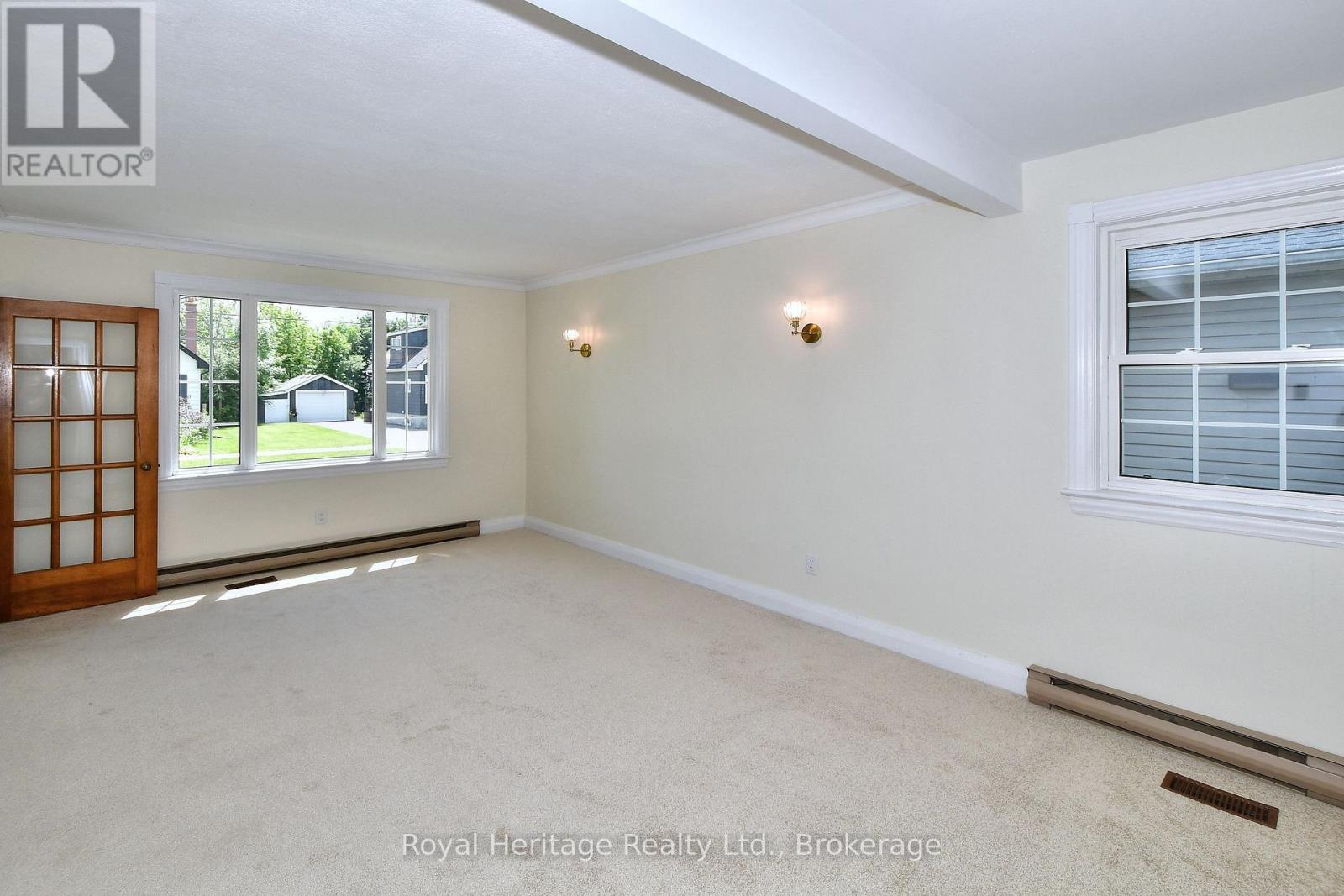 476 KING GEORGE STREET - 8