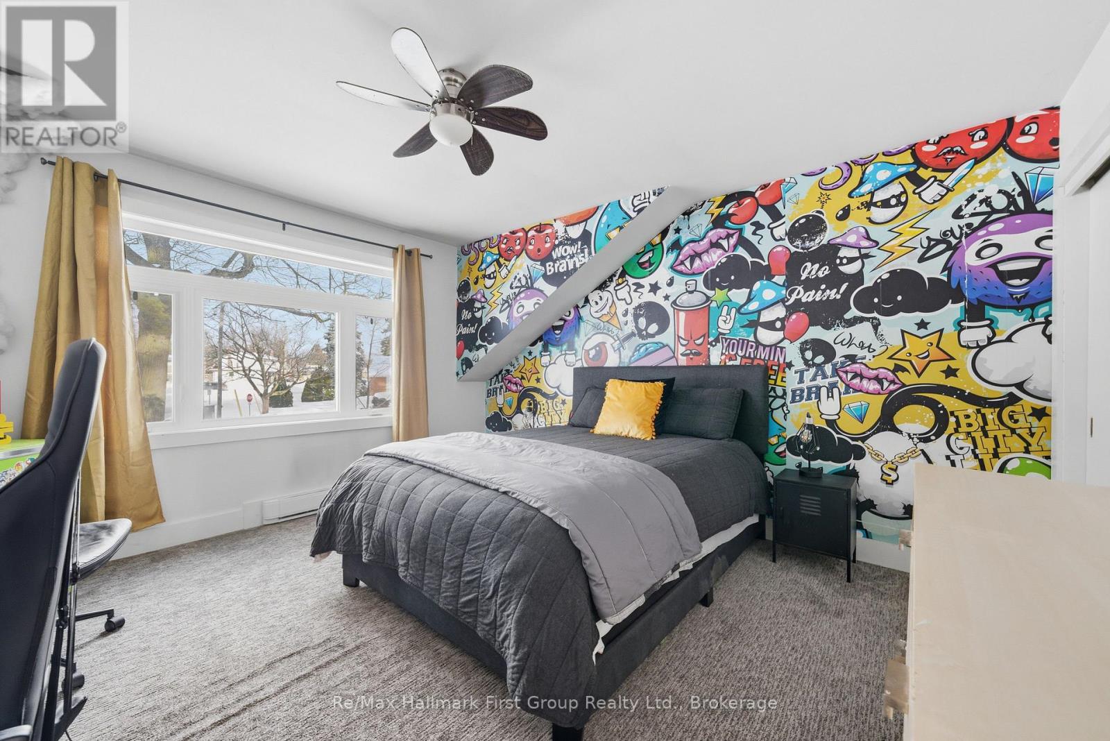 41 FREEMAN DRIVE - 25