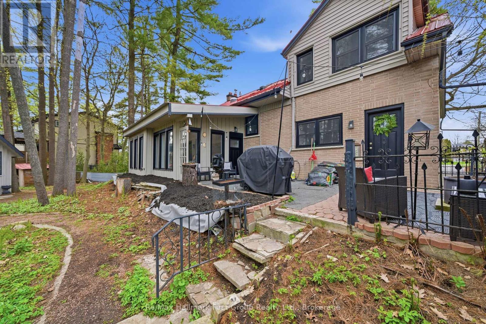 41 FREEMAN DRIVE - 38