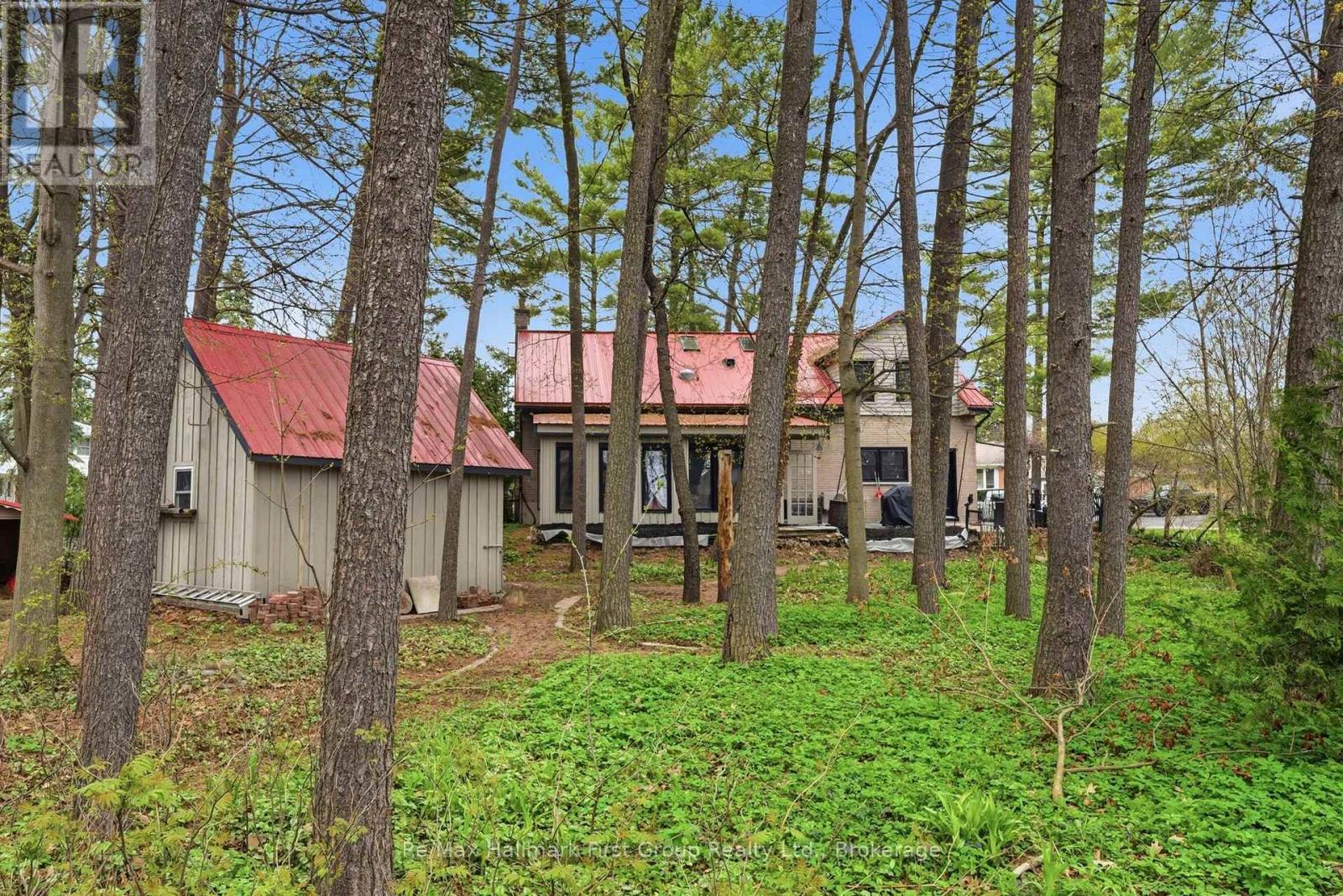 41 FREEMAN DRIVE - 41