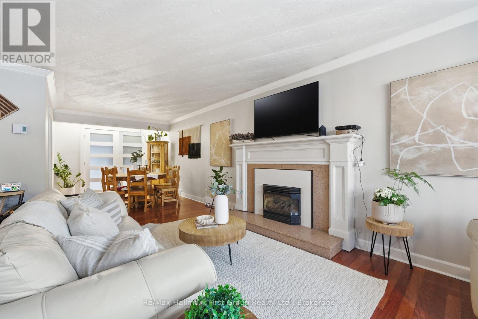41 FREEMAN DRIVE - 5