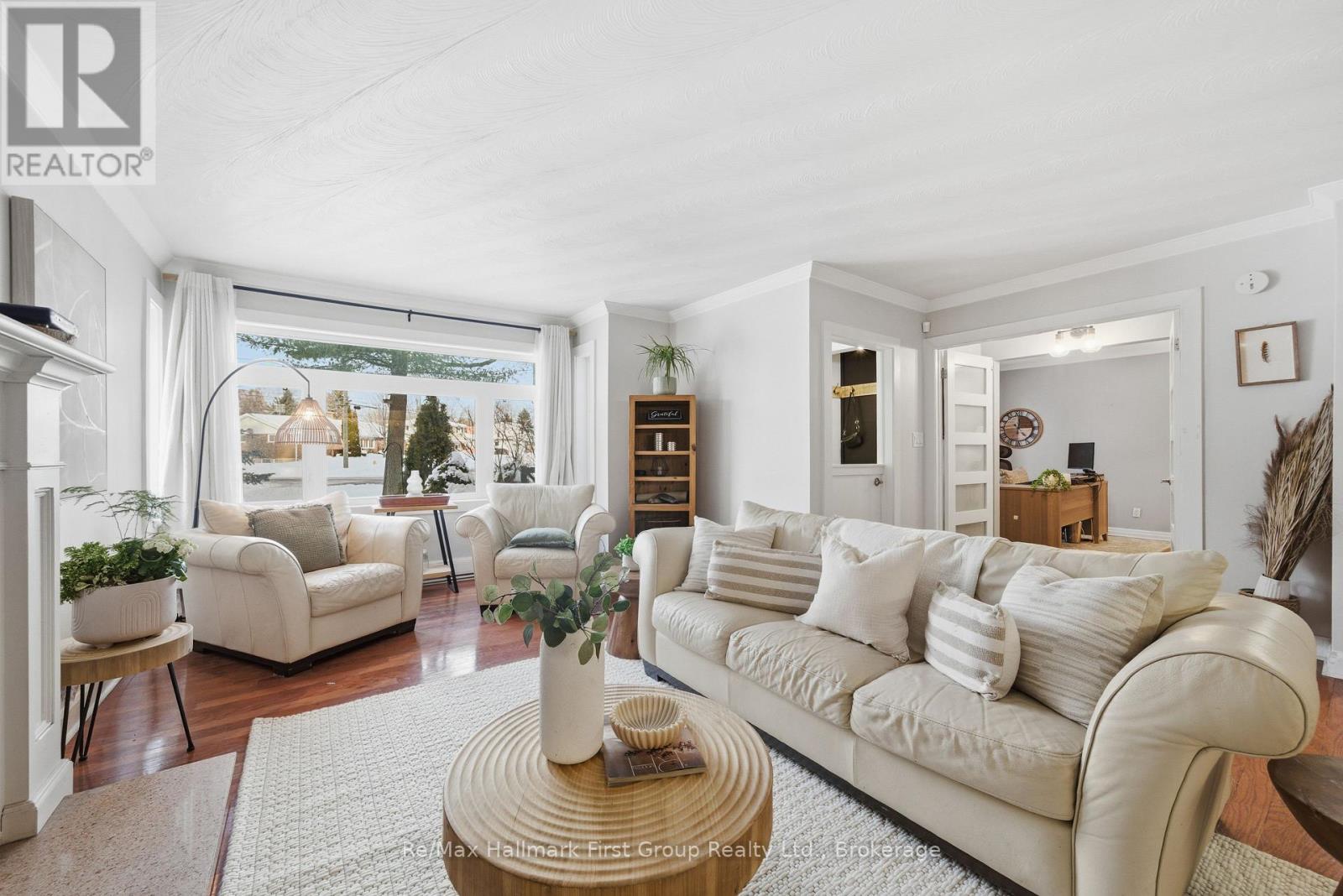 41 FREEMAN DRIVE - 6