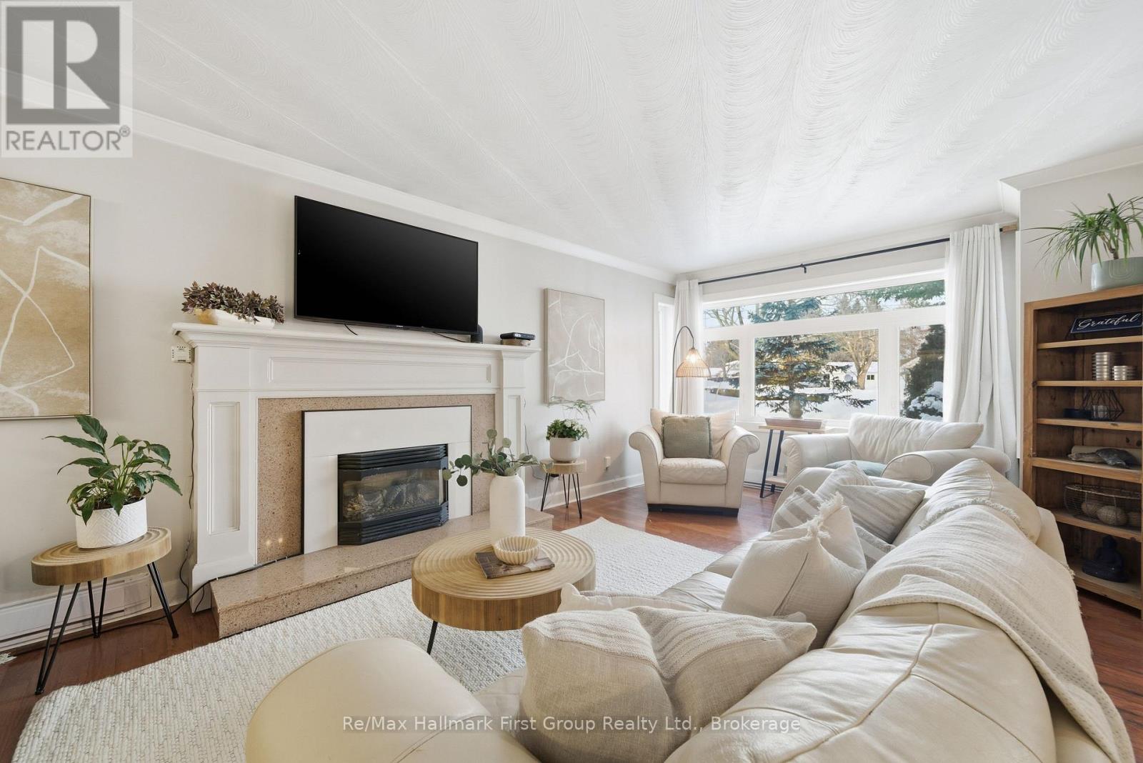41 FREEMAN DRIVE - 7