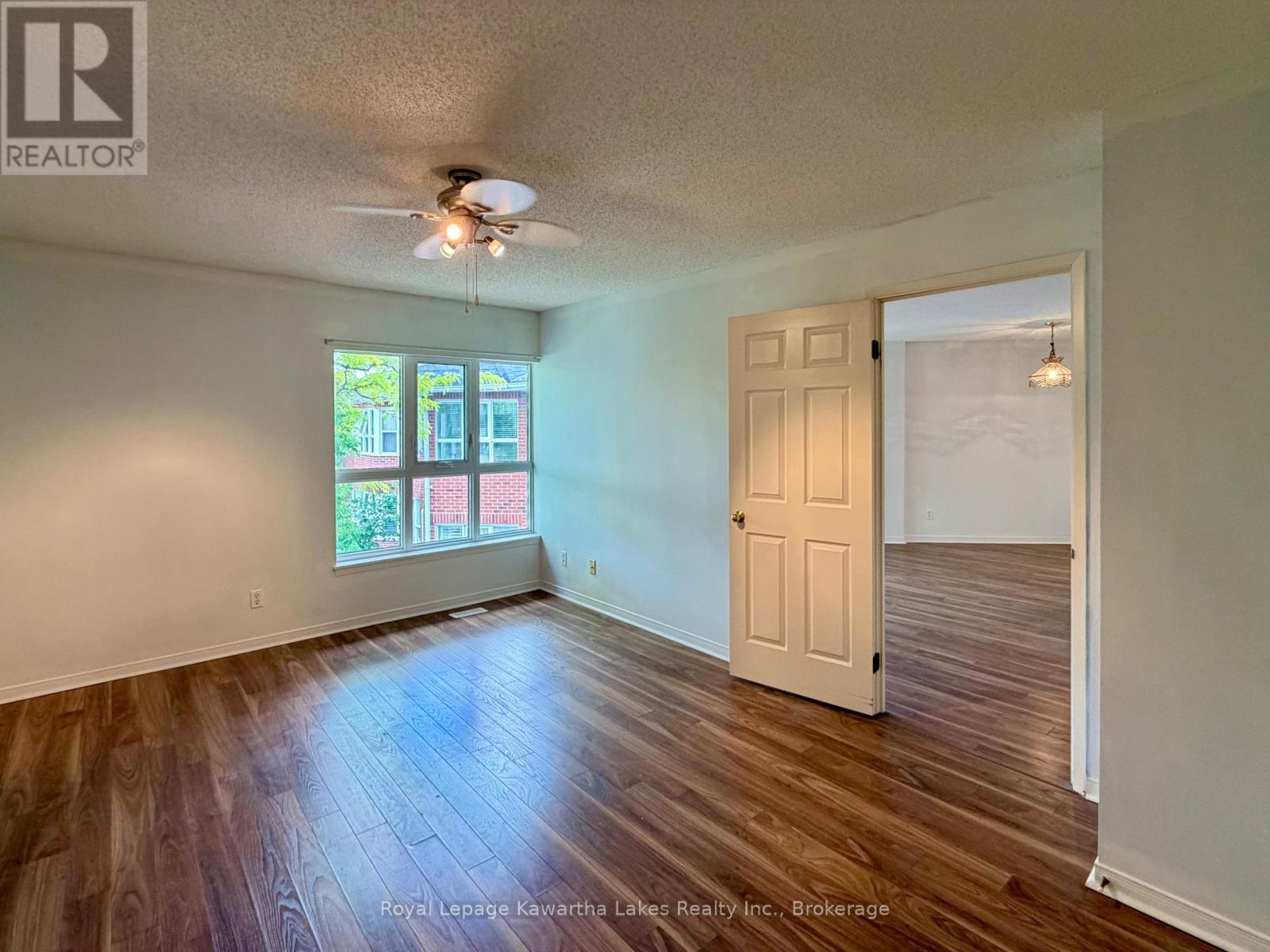 #303 4 HERITAGE WAY - 18
