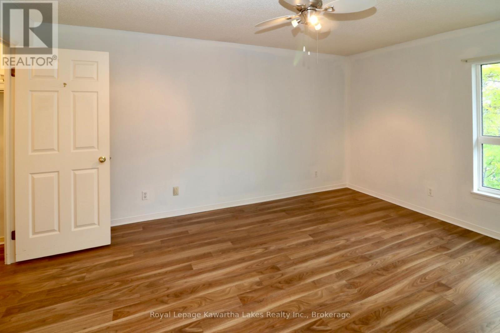 #303 4 HERITAGE WAY - 21