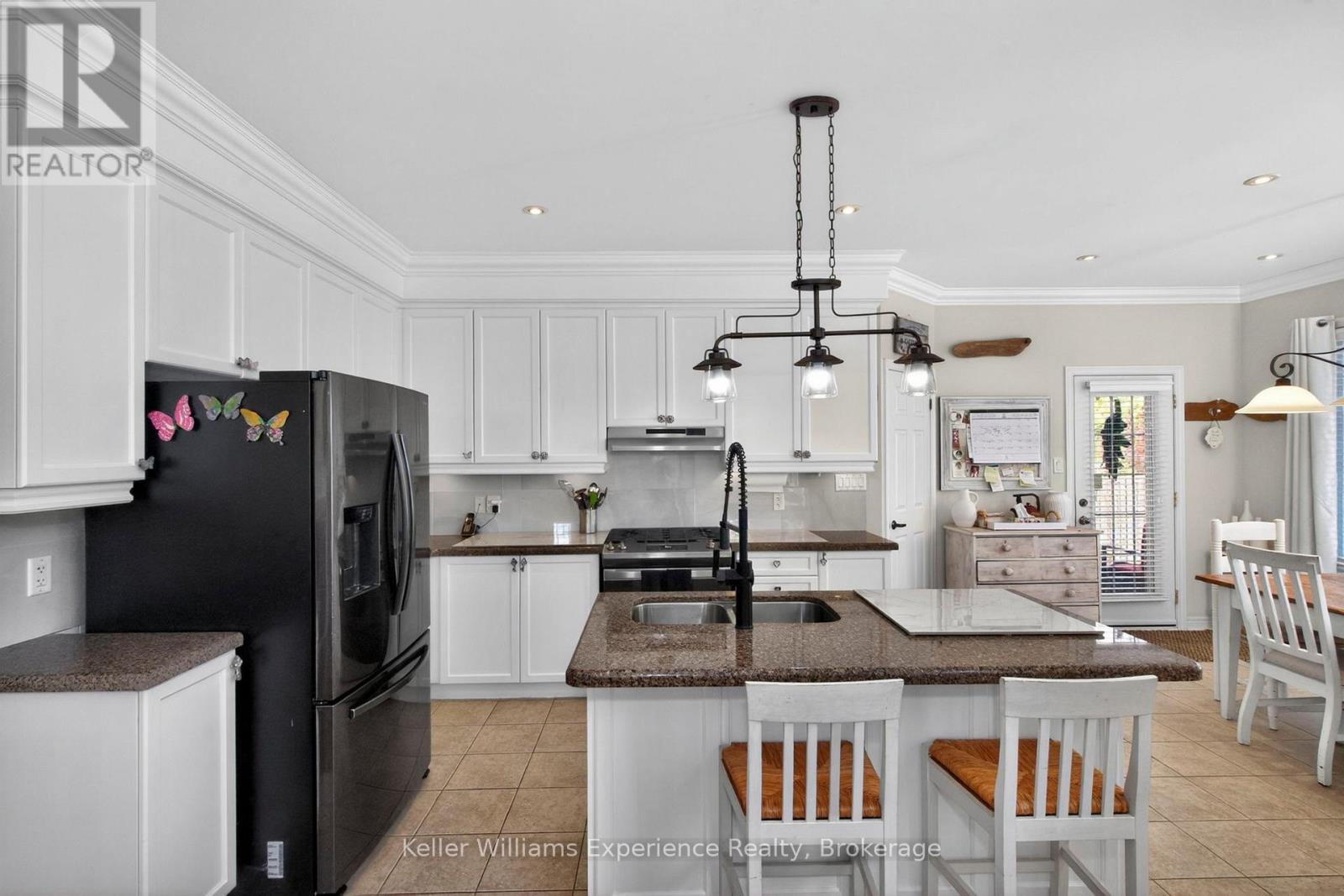 68 RIVERWALK PLACE - 11