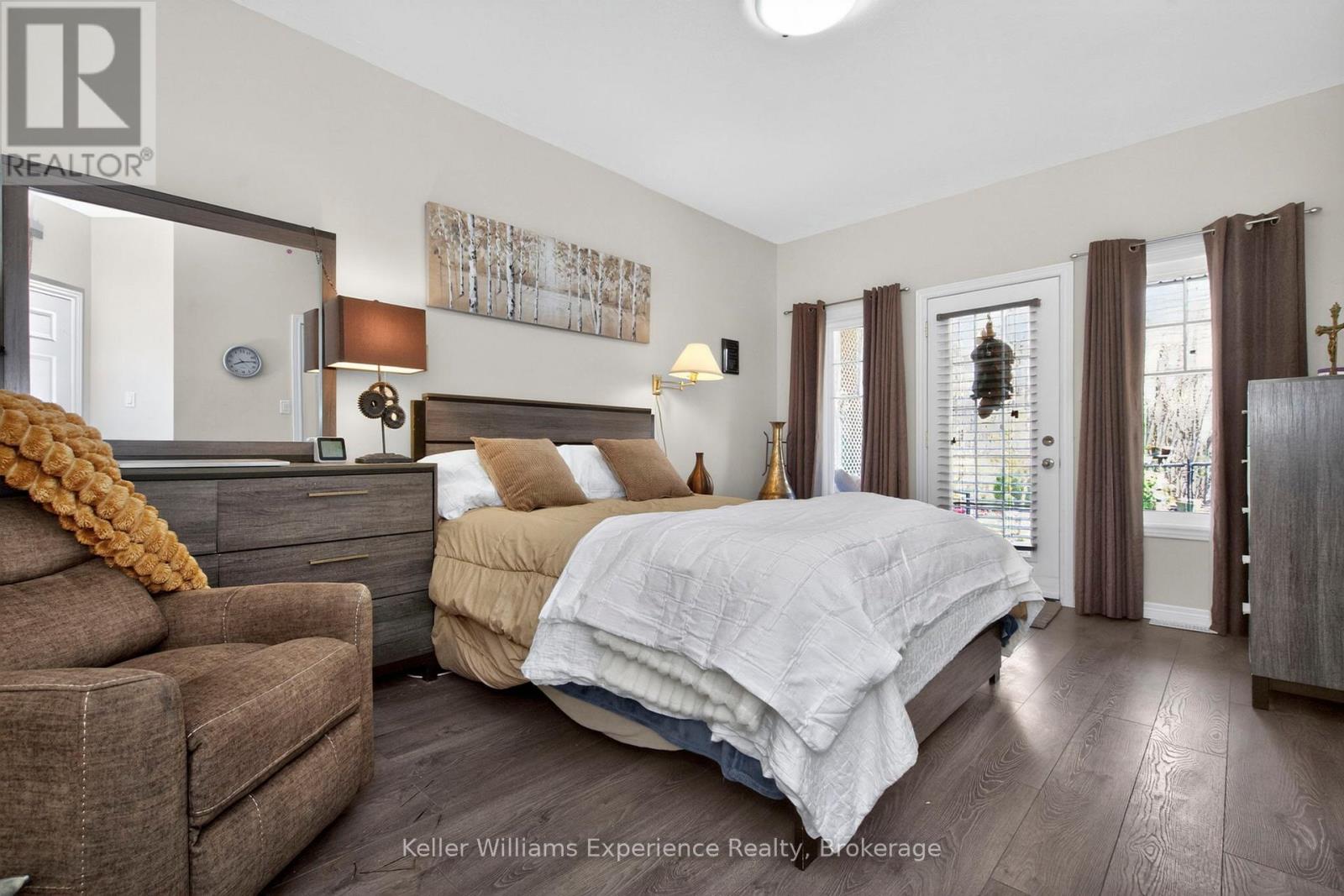 68 RIVERWALK PLACE - 21