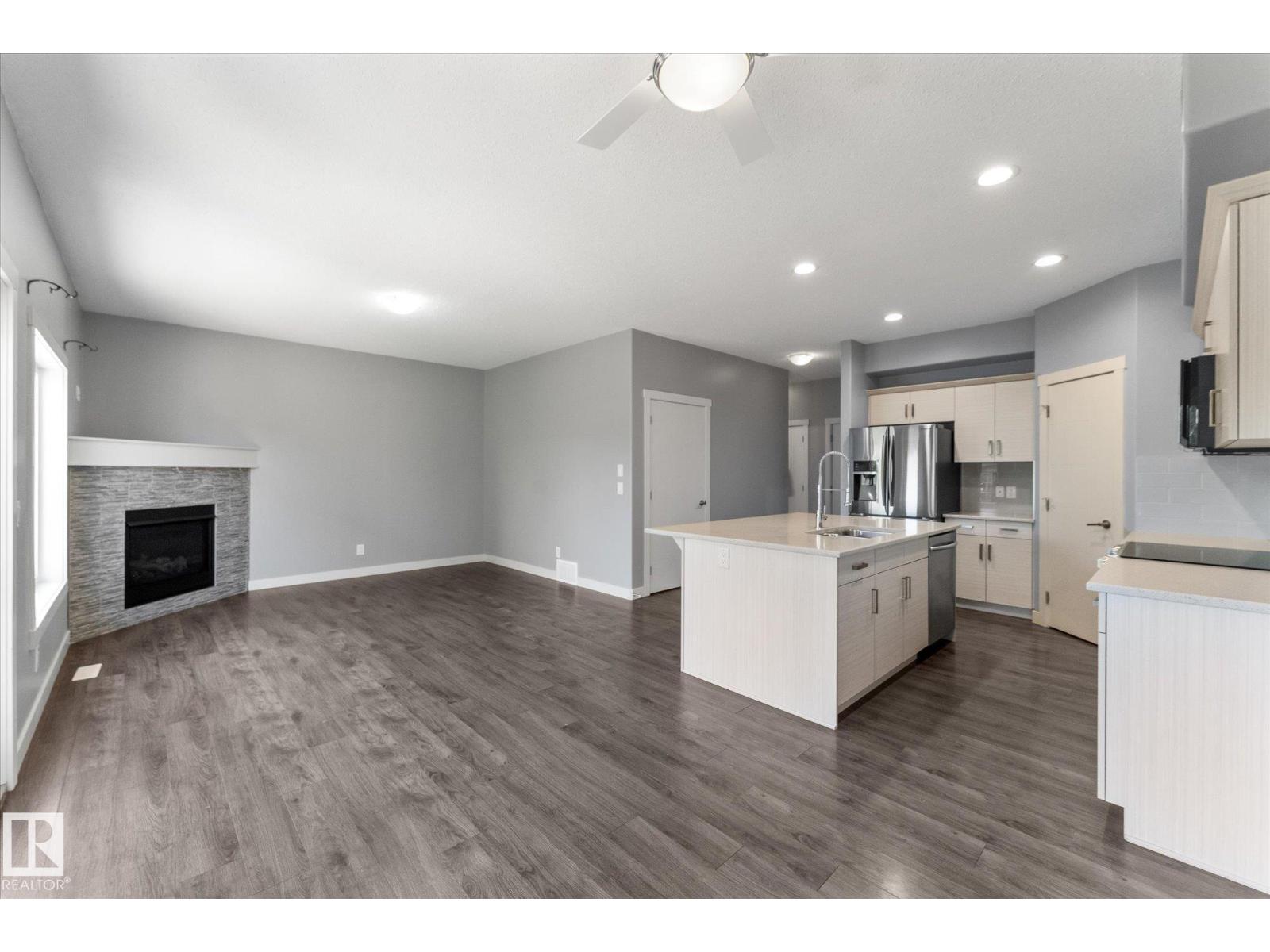 #75 8602 SOUTHFORT BV — photo 10
