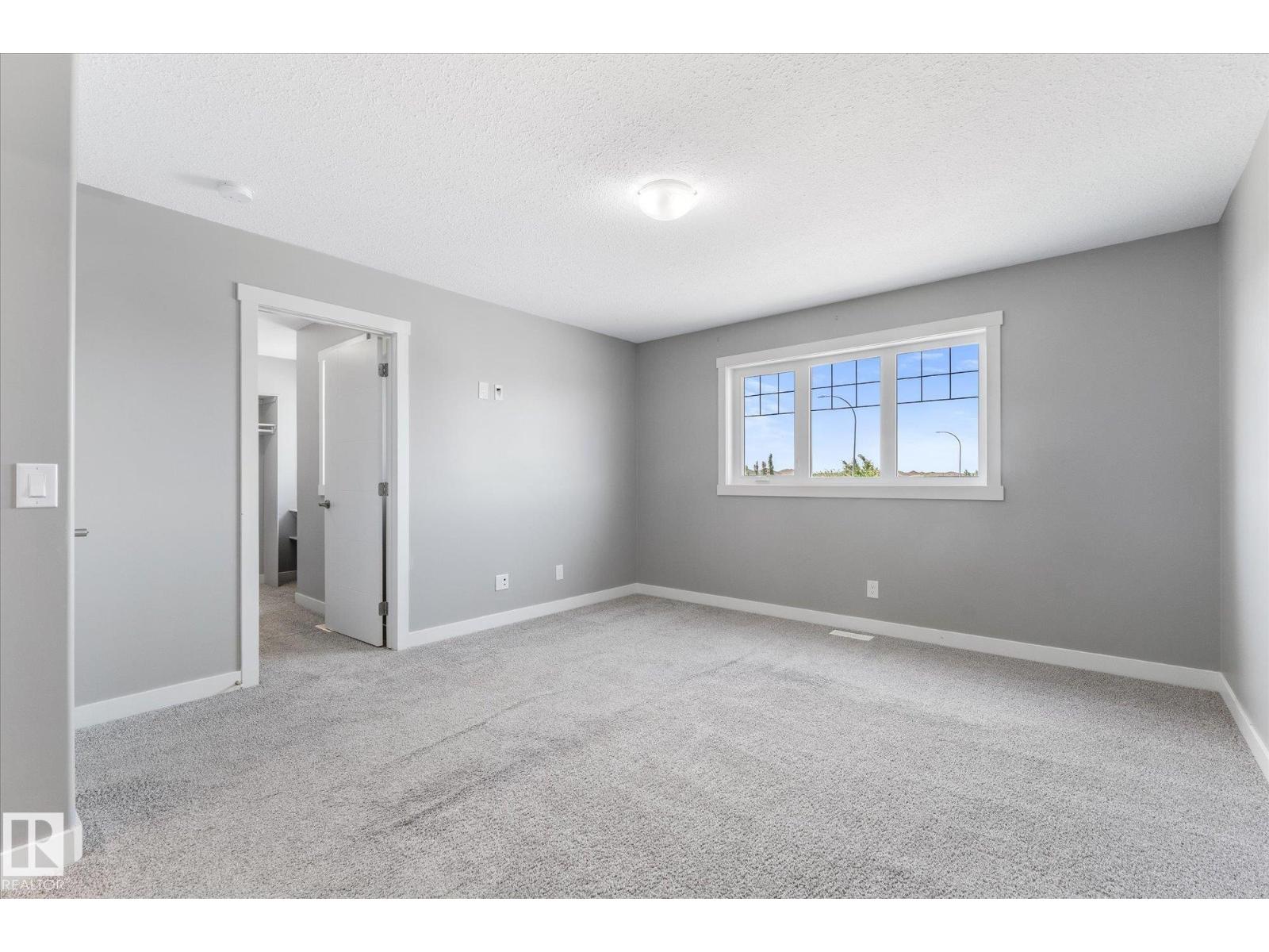 #75 8602 SOUTHFORT BV — photo 21