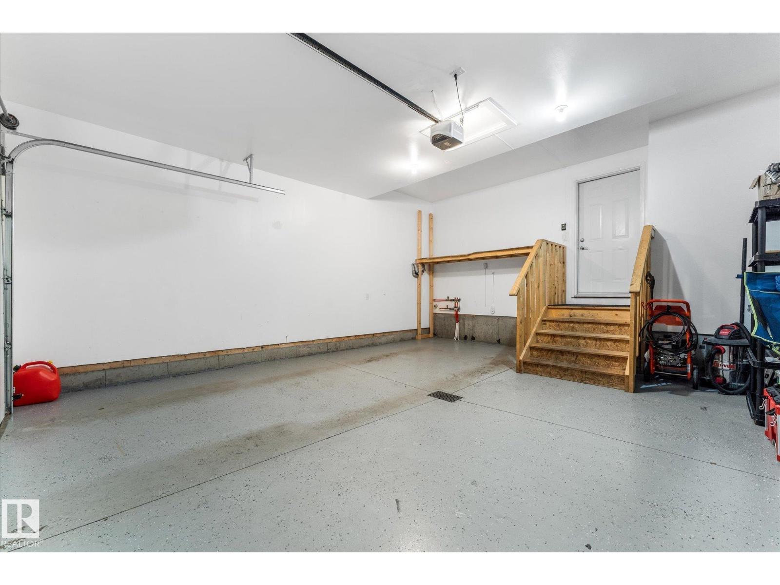 #75 8602 SOUTHFORT BV — photo 34