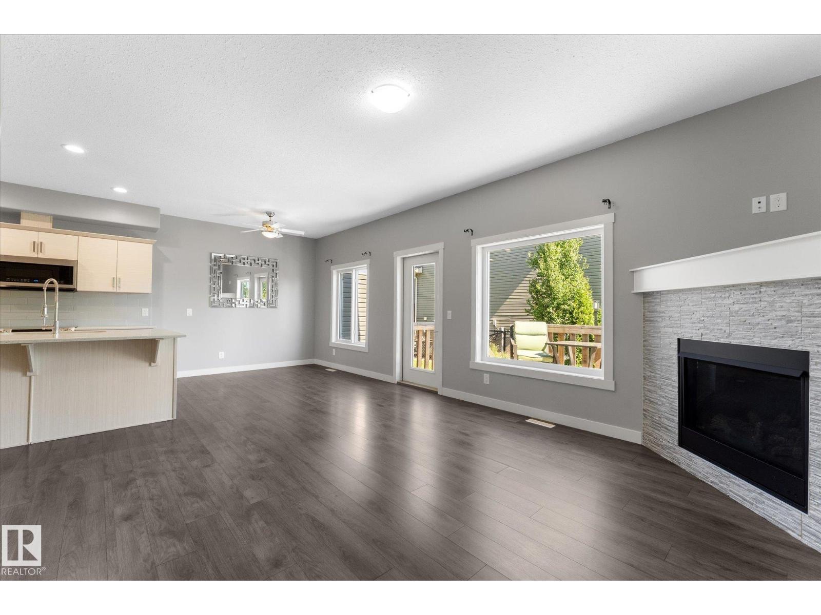 #75 8602 SOUTHFORT BV — photo 7