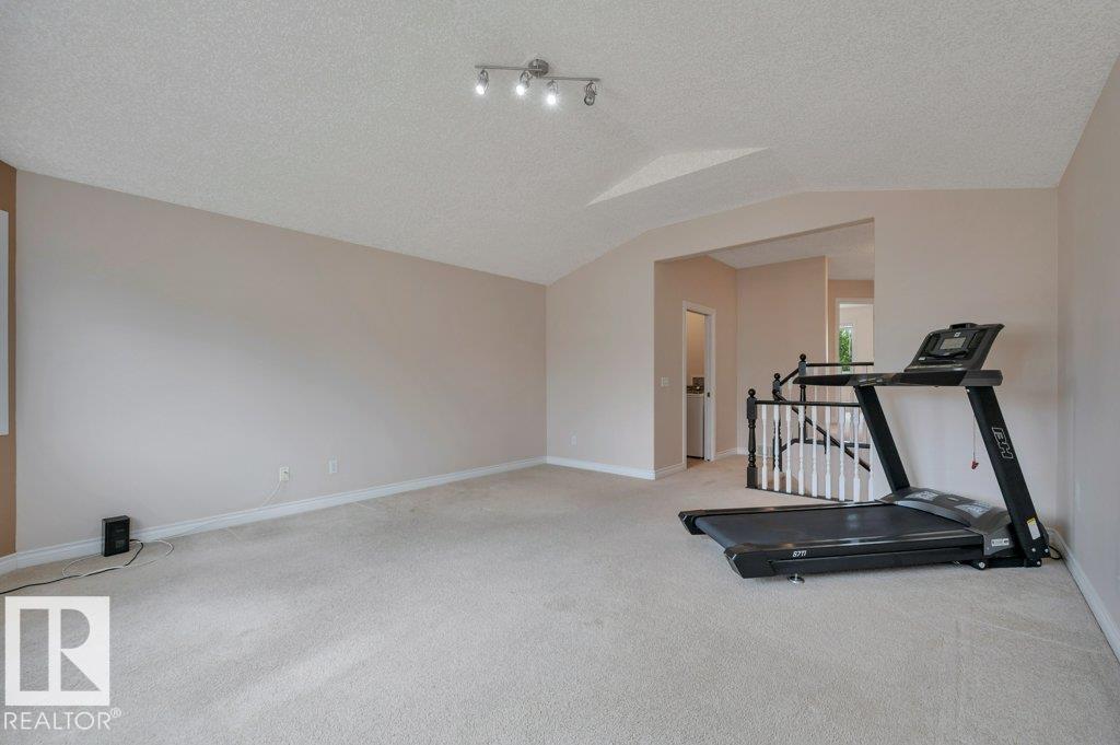 33 Chatwin RD — photo 27