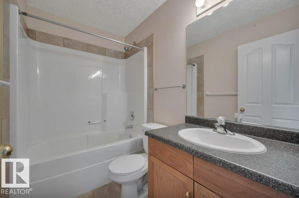 33 Chatwin RD — photo 36