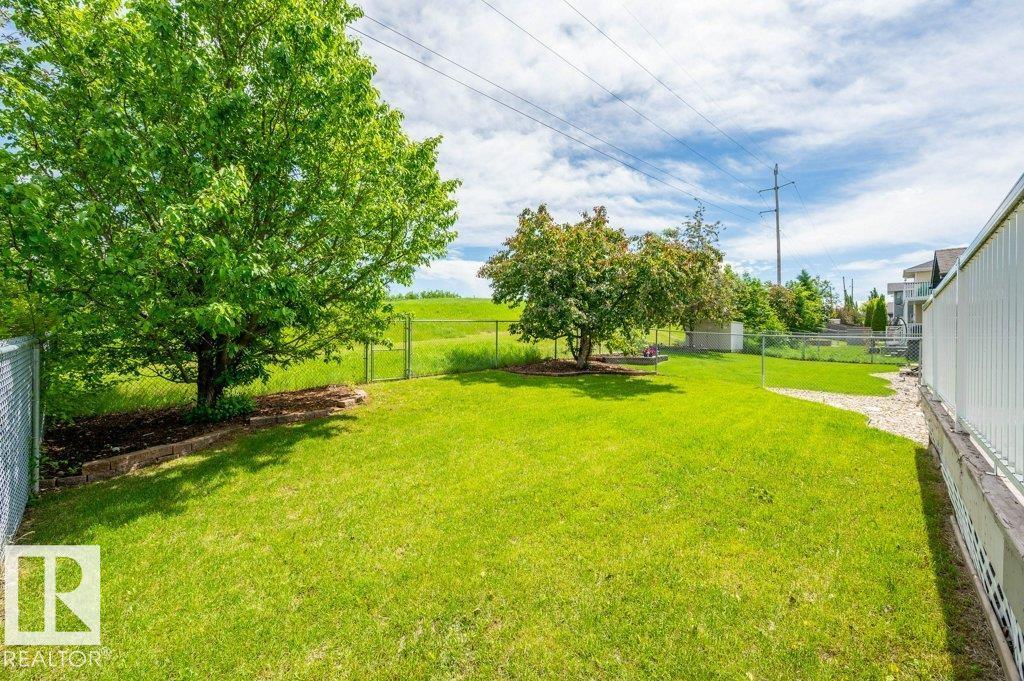 33 Chatwin RD — photo 56