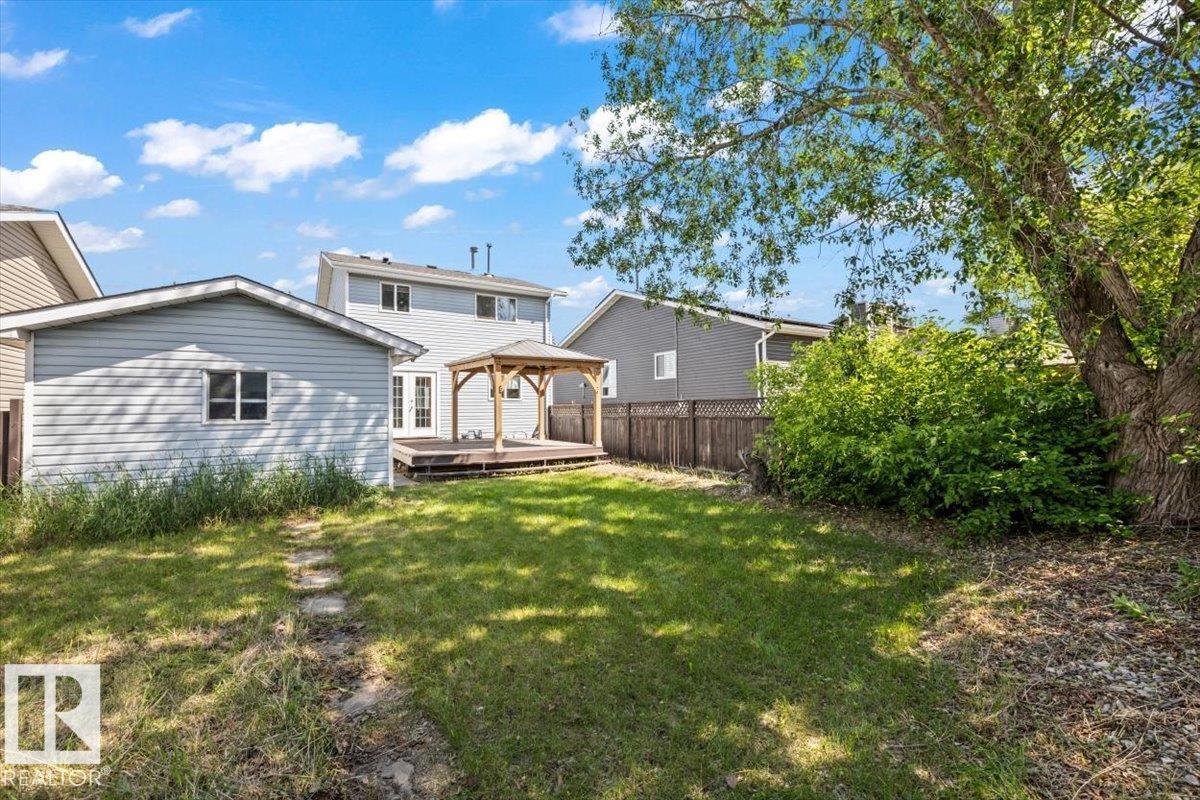 5807 52 AV — photo 29
