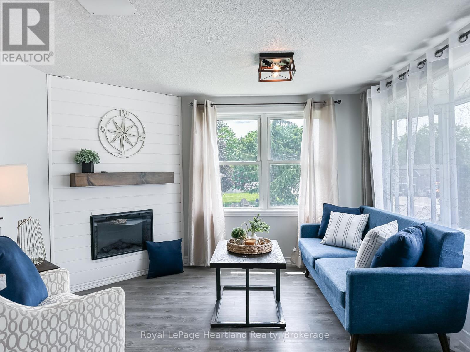576 QUEEN STREET - 9