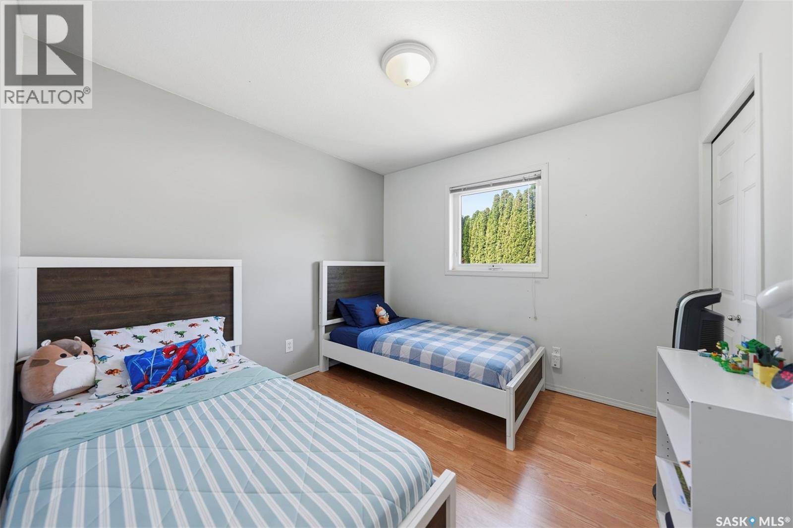 207 Sumner CRESCENT — photo 19