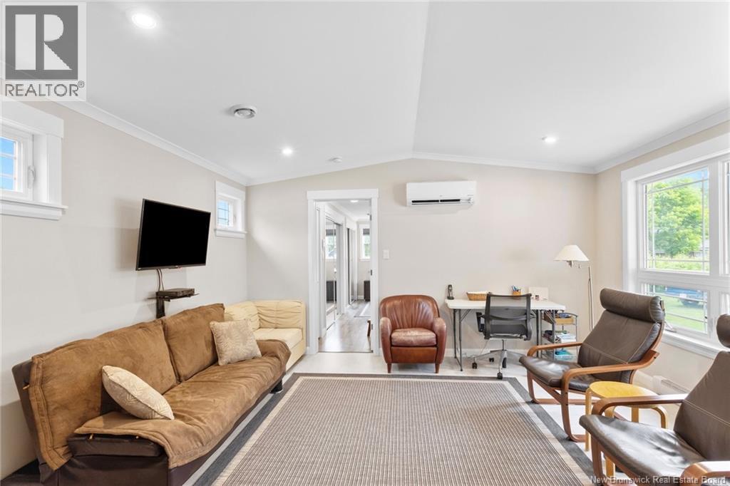 70 Birch Street - 13