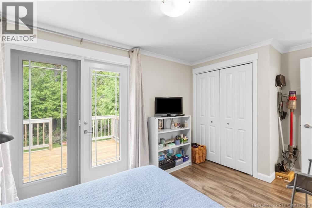 70 Birch Street - 25