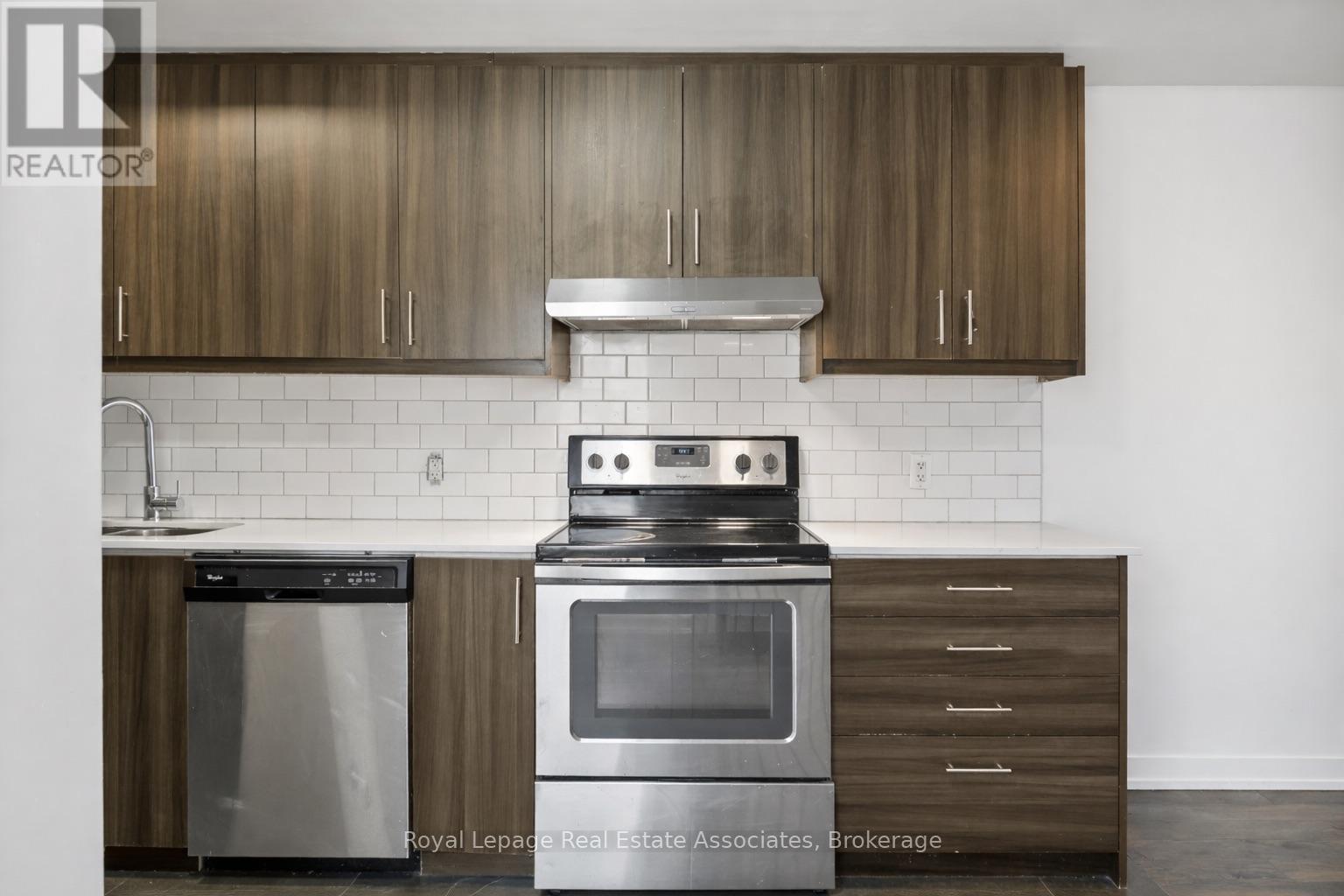 #40 2059 WESTON ROAD - 12