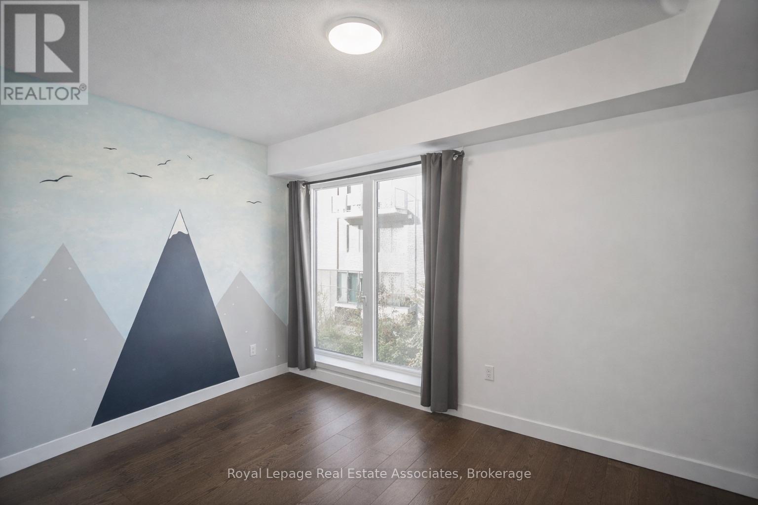 #40 2059 WESTON ROAD - 22