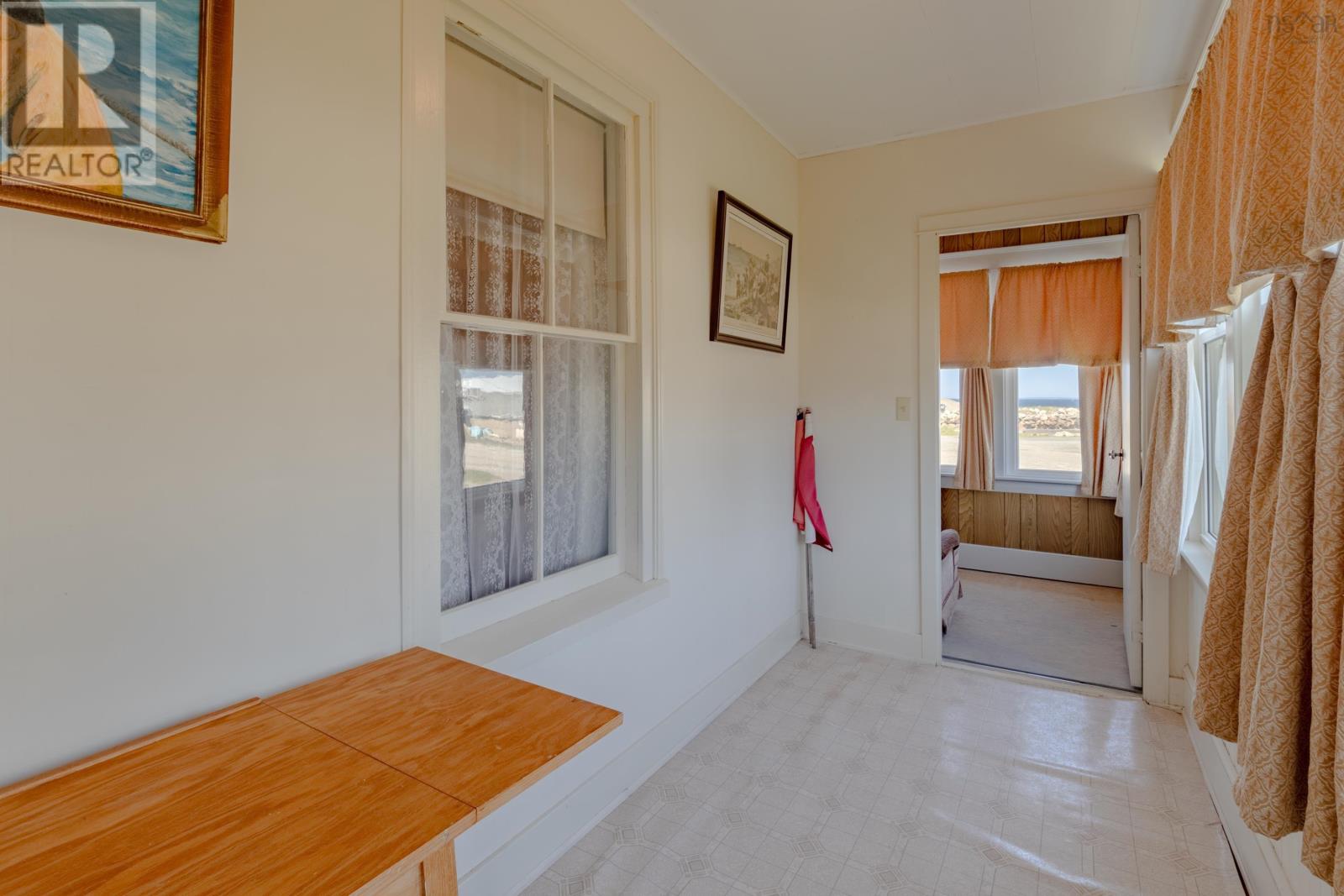 9086 Highway 1 - 33