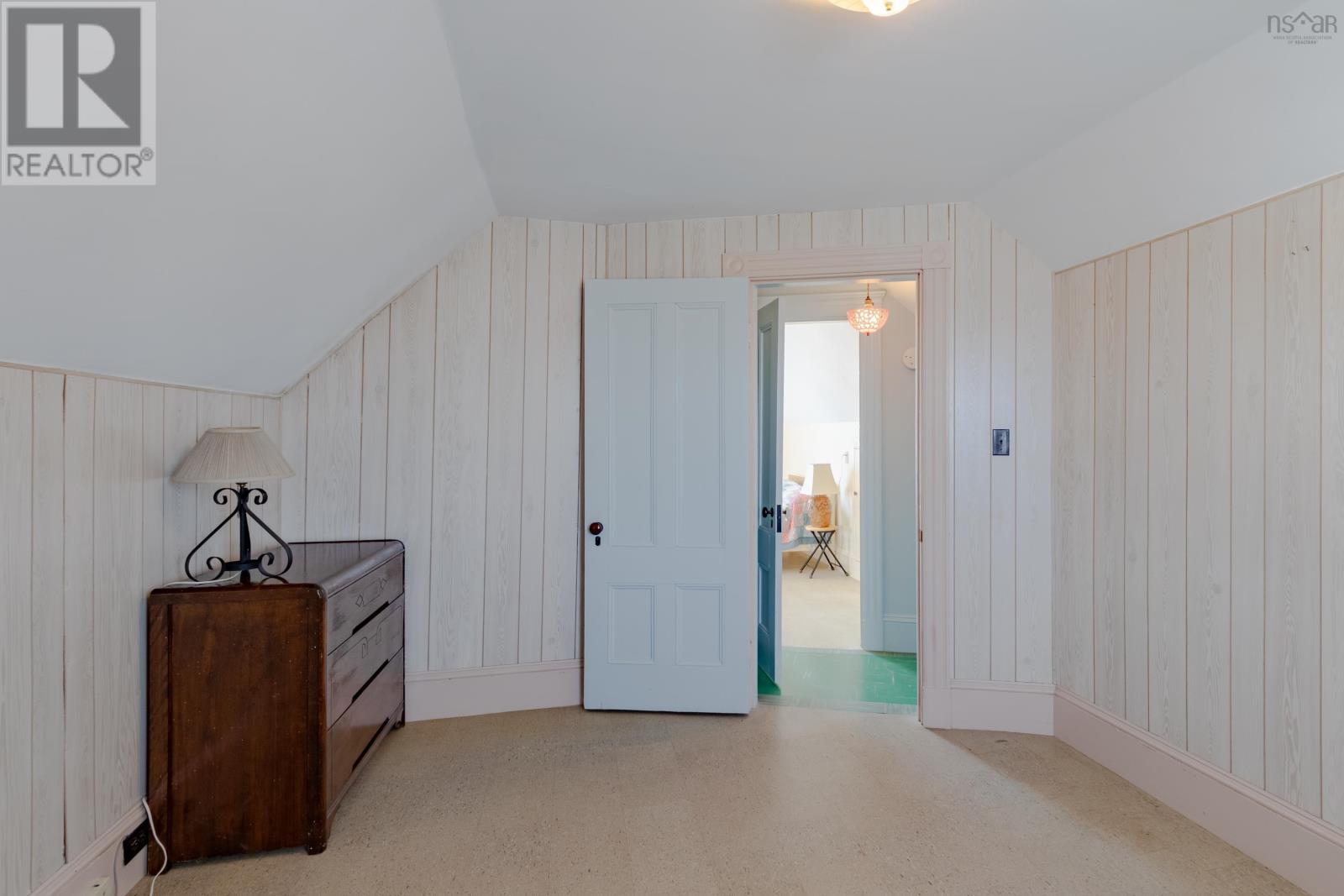 9086 Highway 1 - 45