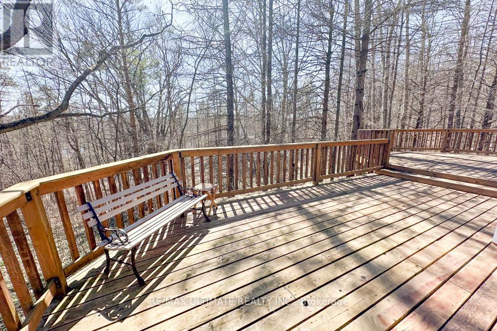 63 SUMAC LANE - 39