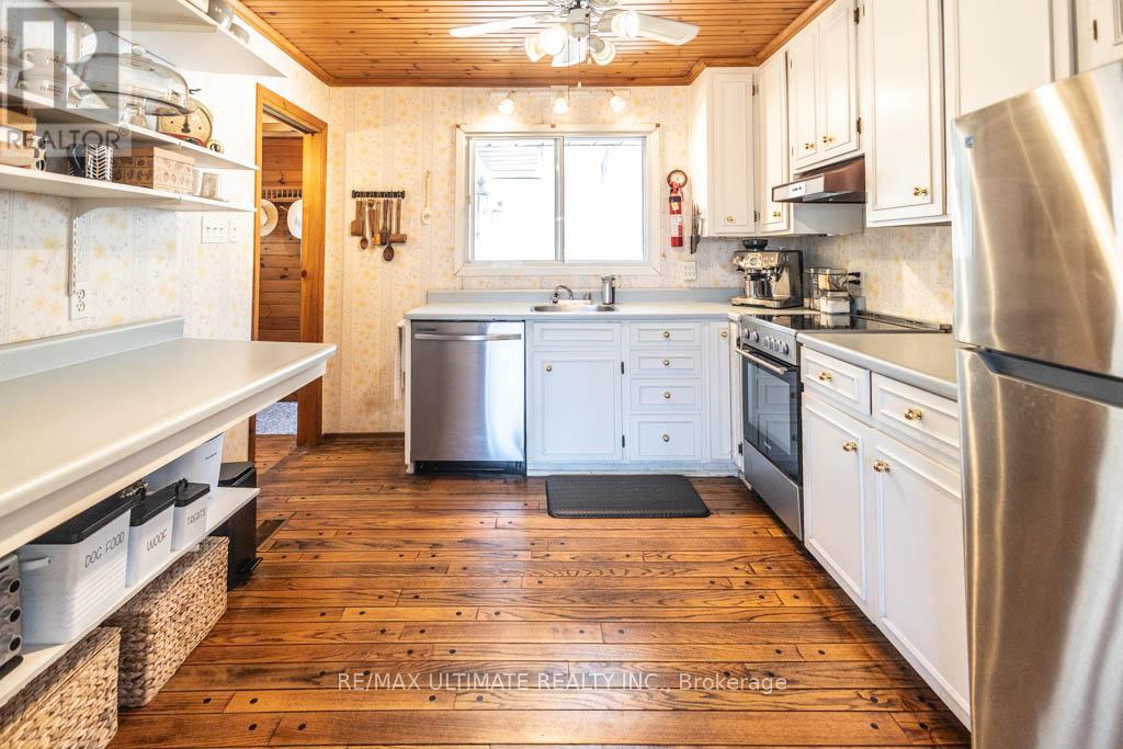 63 SUMAC LANE - 9