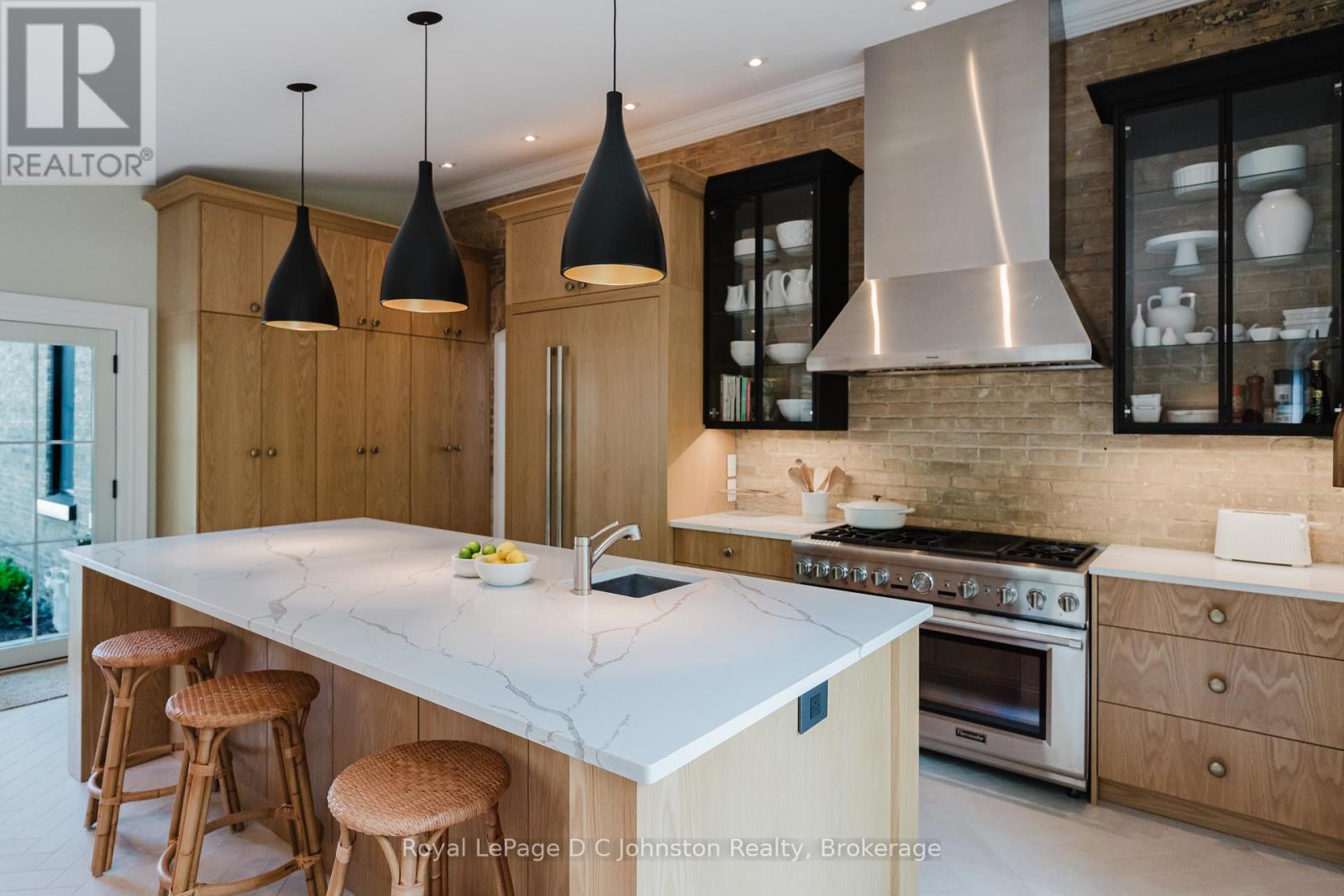 126 HIGH STREET - 13