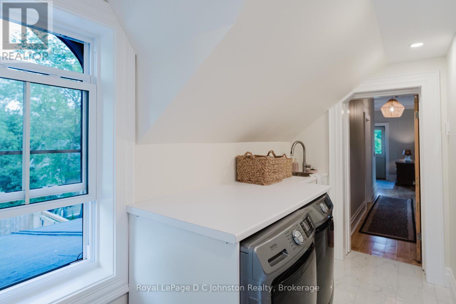 126 HIGH STREET - 23