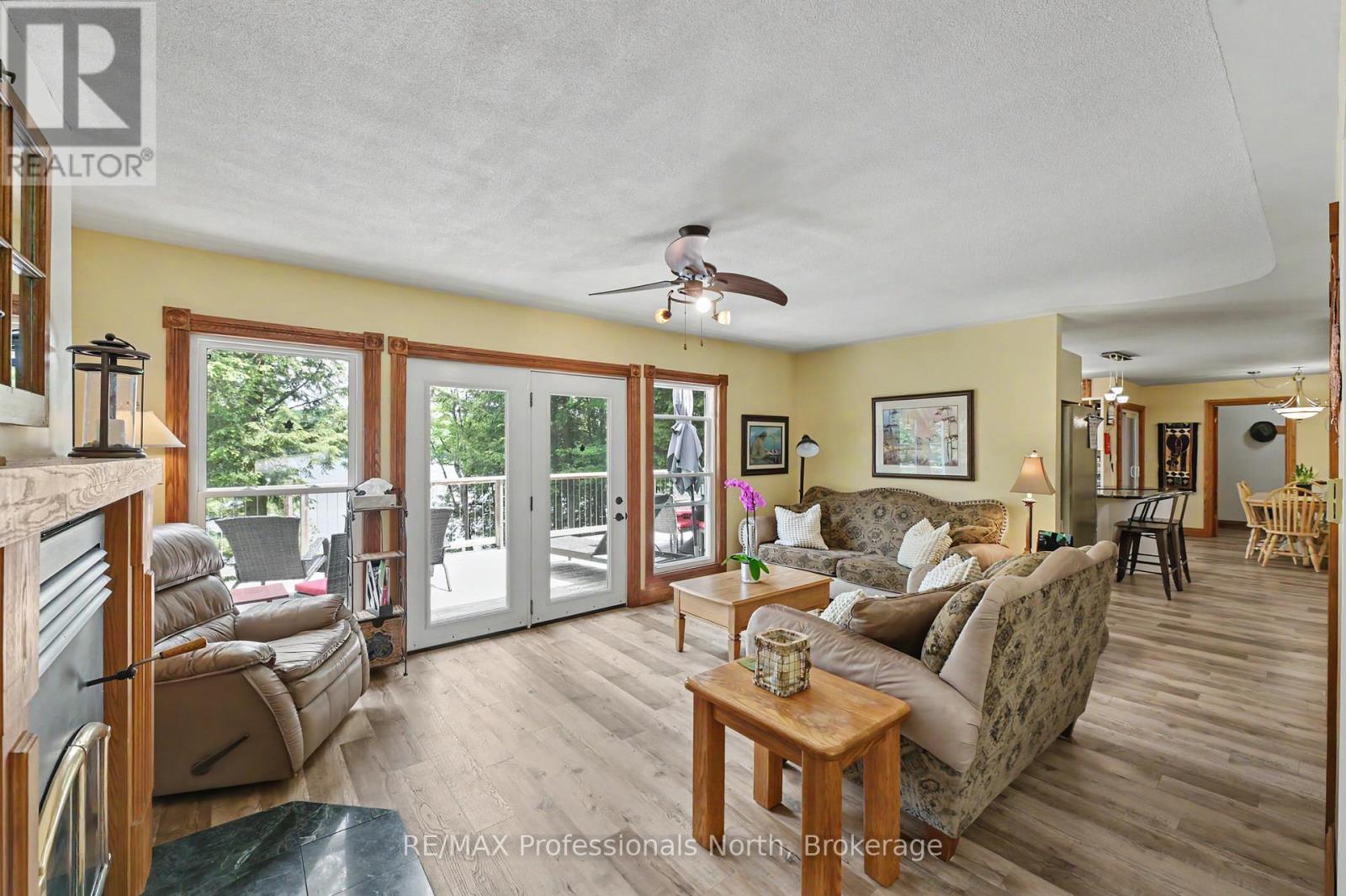 1392 TENNYSON ROAD - 7