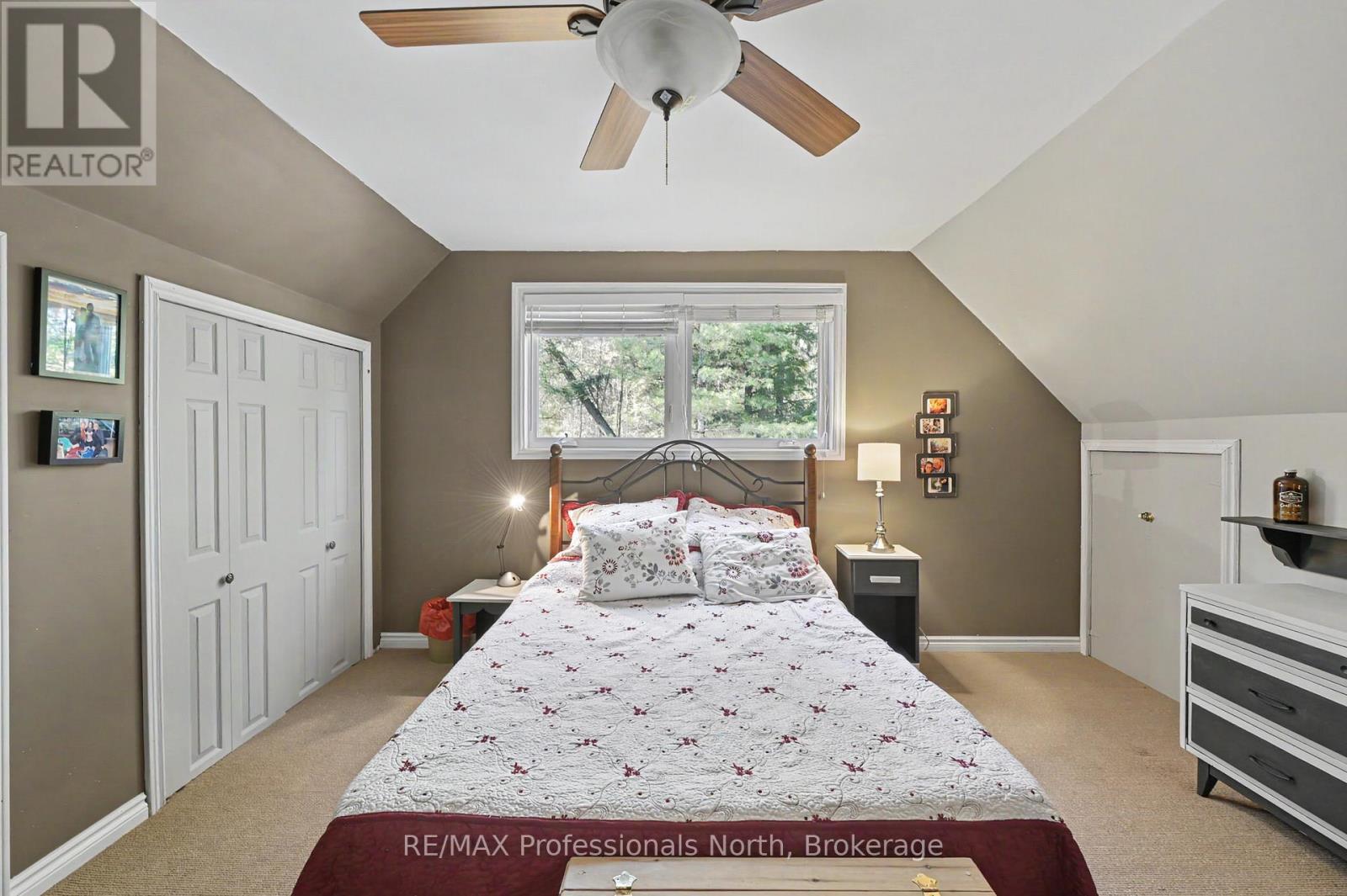 1392 TENNYSON ROAD - 35