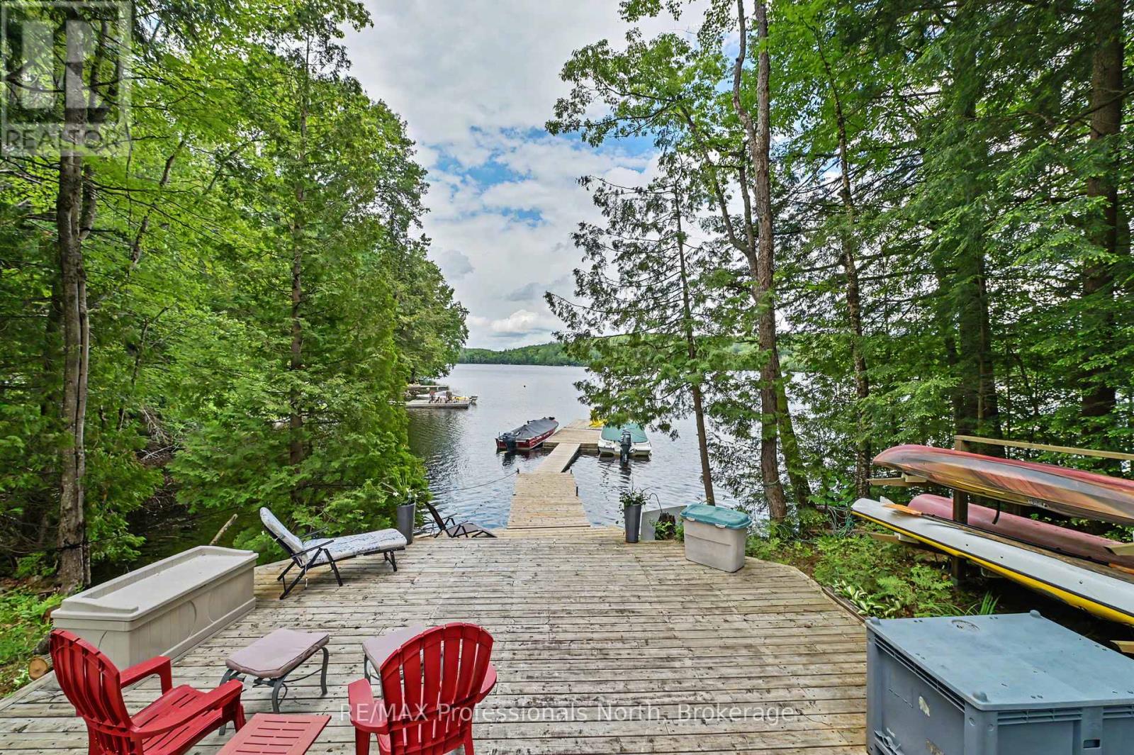 1392 TENNYSON ROAD - 47